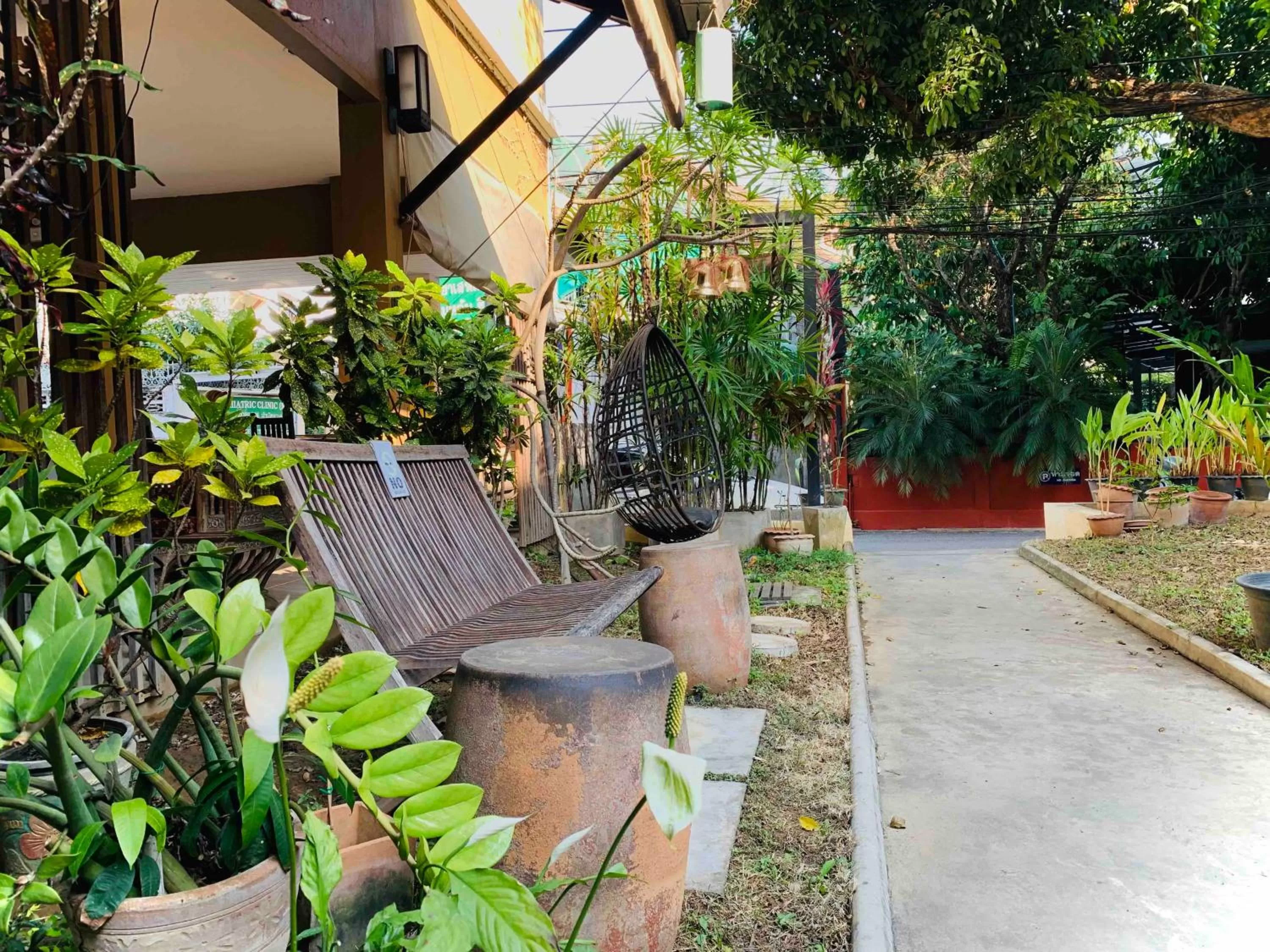 Day in Thapae Boutique House