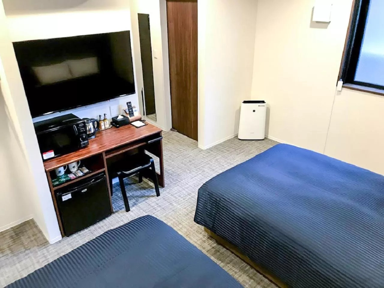 TV and multimedia, Bed in HOTEL LiVEMAX Chiba Soga-Ekimae