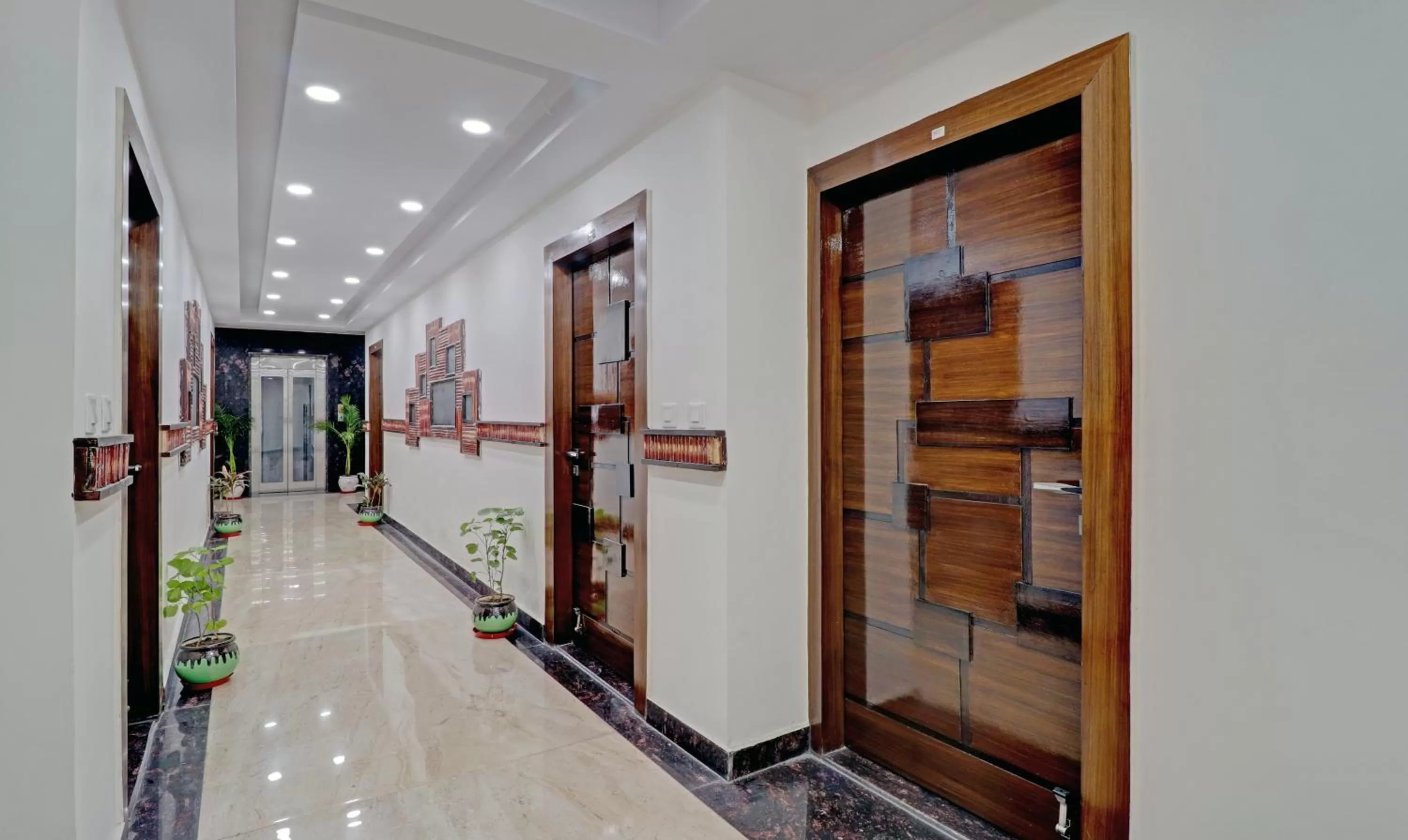 Lobby or reception in Hotel Hidden Delight Rishikesh