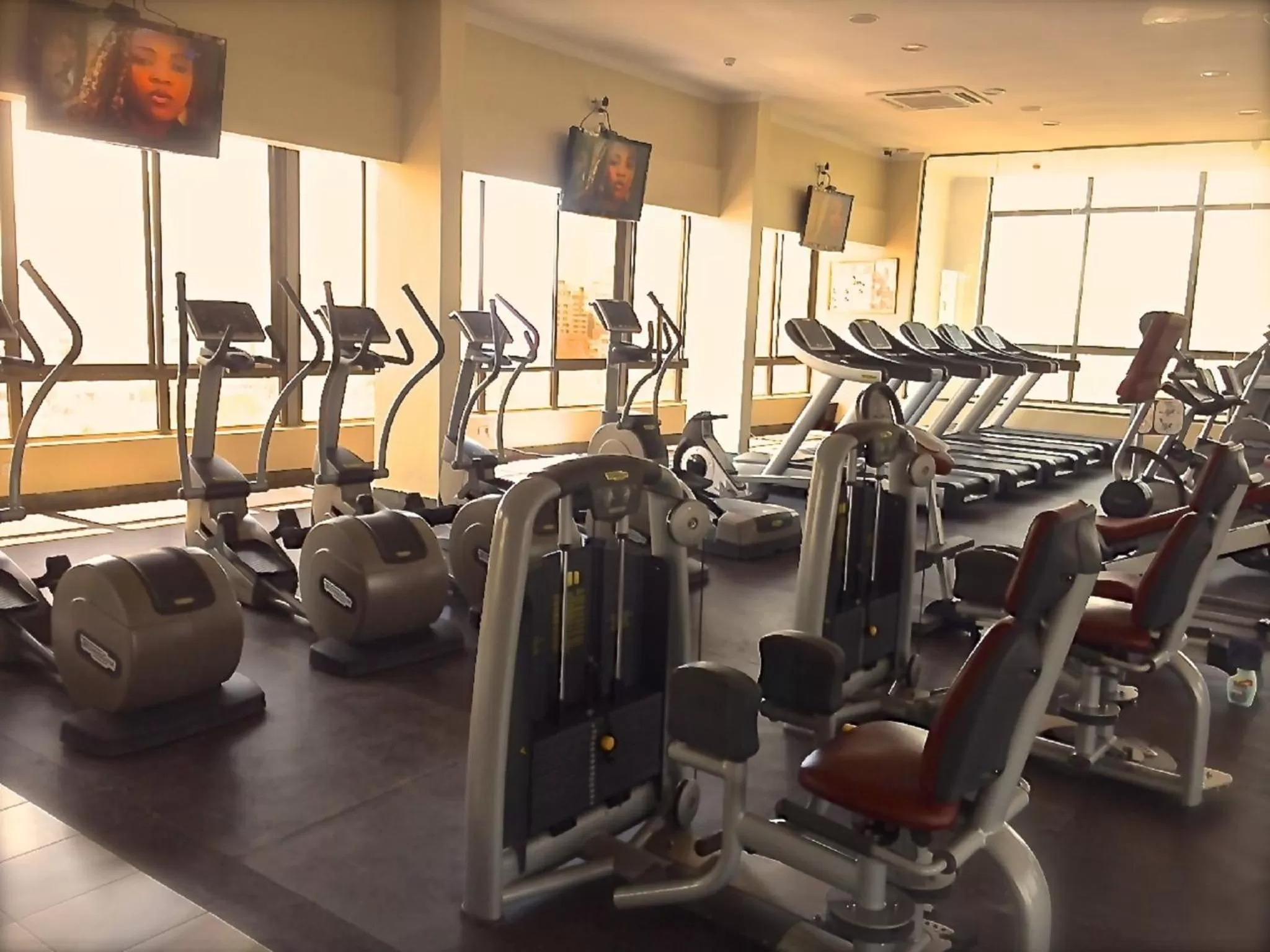 Fitness centre/facilities in CBD Hotel