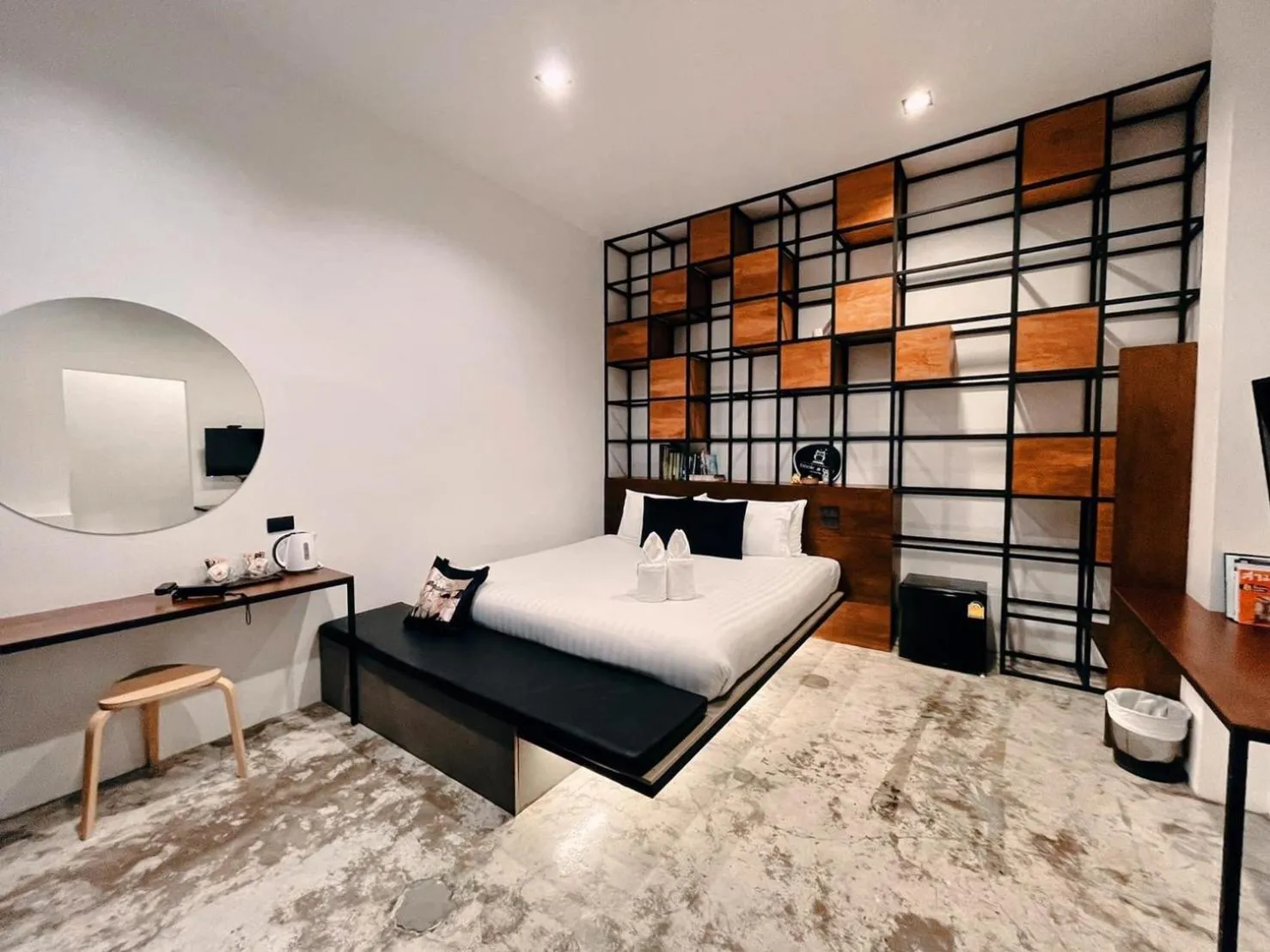 Property building, Bed in Book a Bed Poshtel - SHA Plus