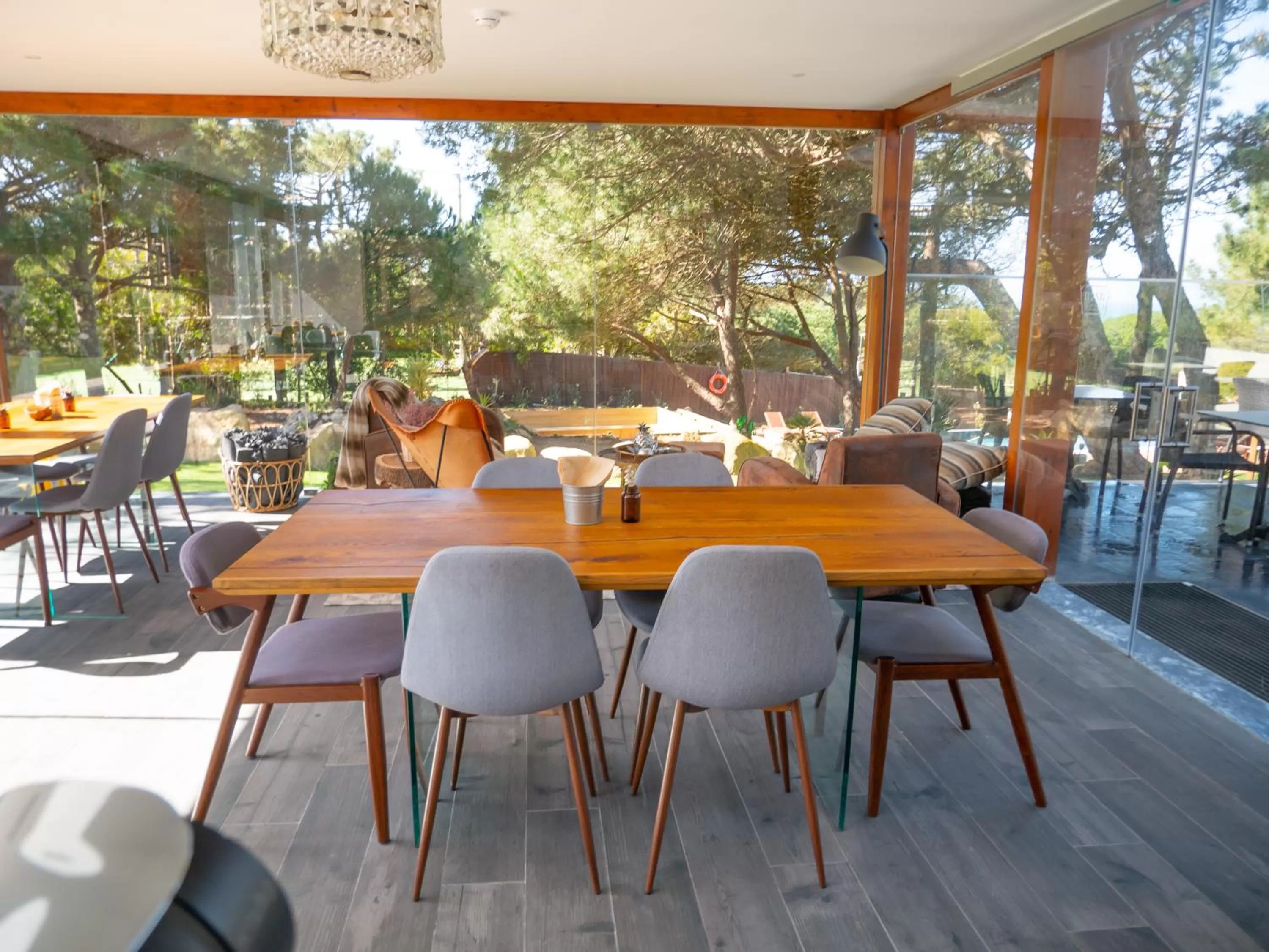 Banquet/Function facilities in Azen Cool House