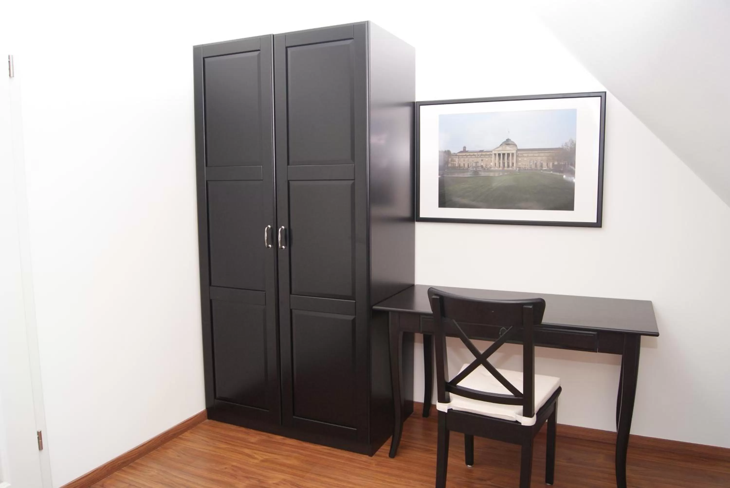 Property building in Merkel Villa Apartamente