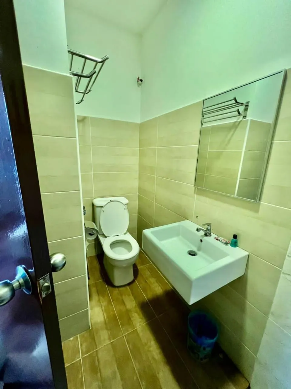 Bathroom in Hotel Zamburger Second Link