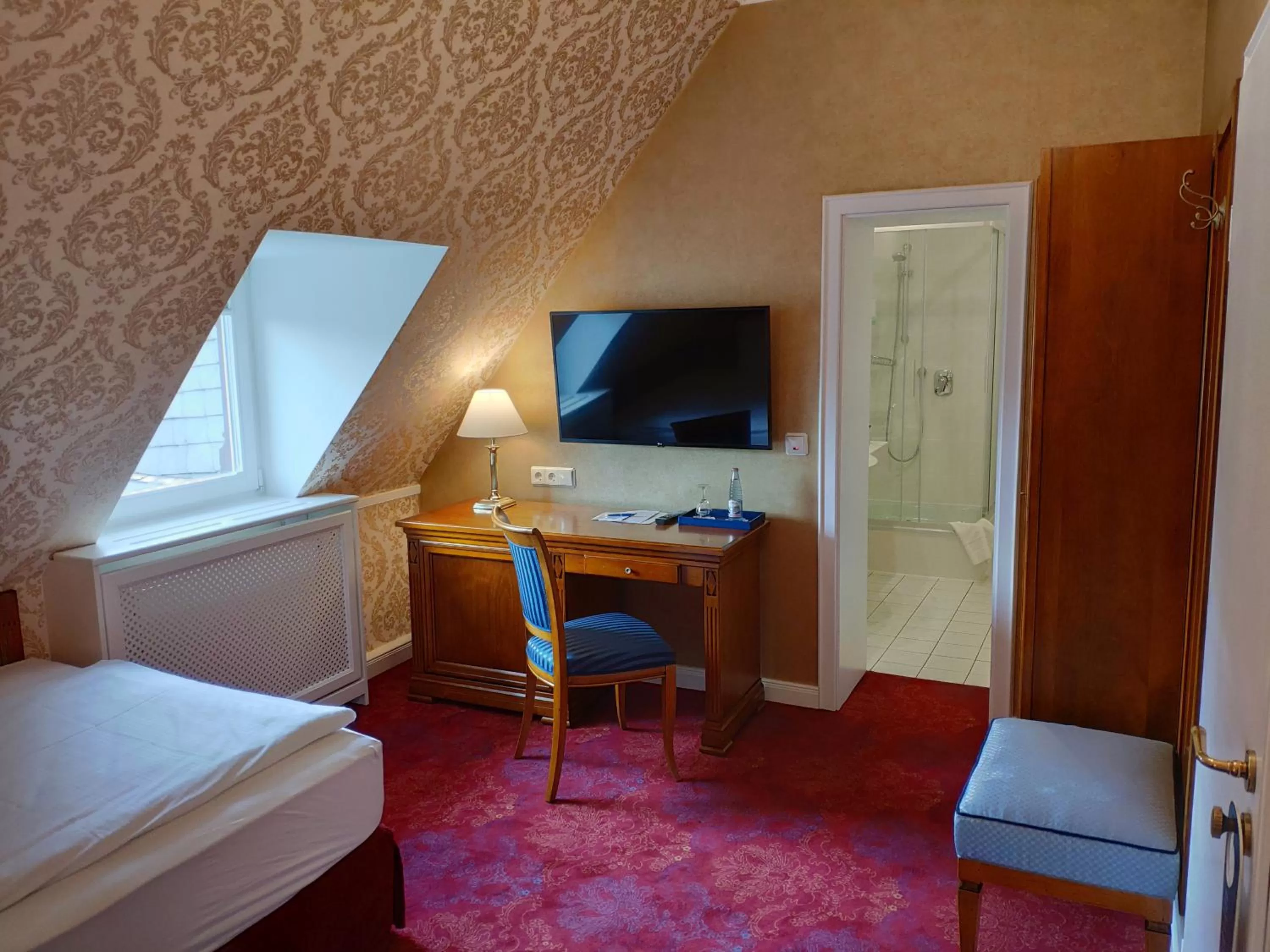 Decorative detail, Bed in Hotel Erbprinzenpalais