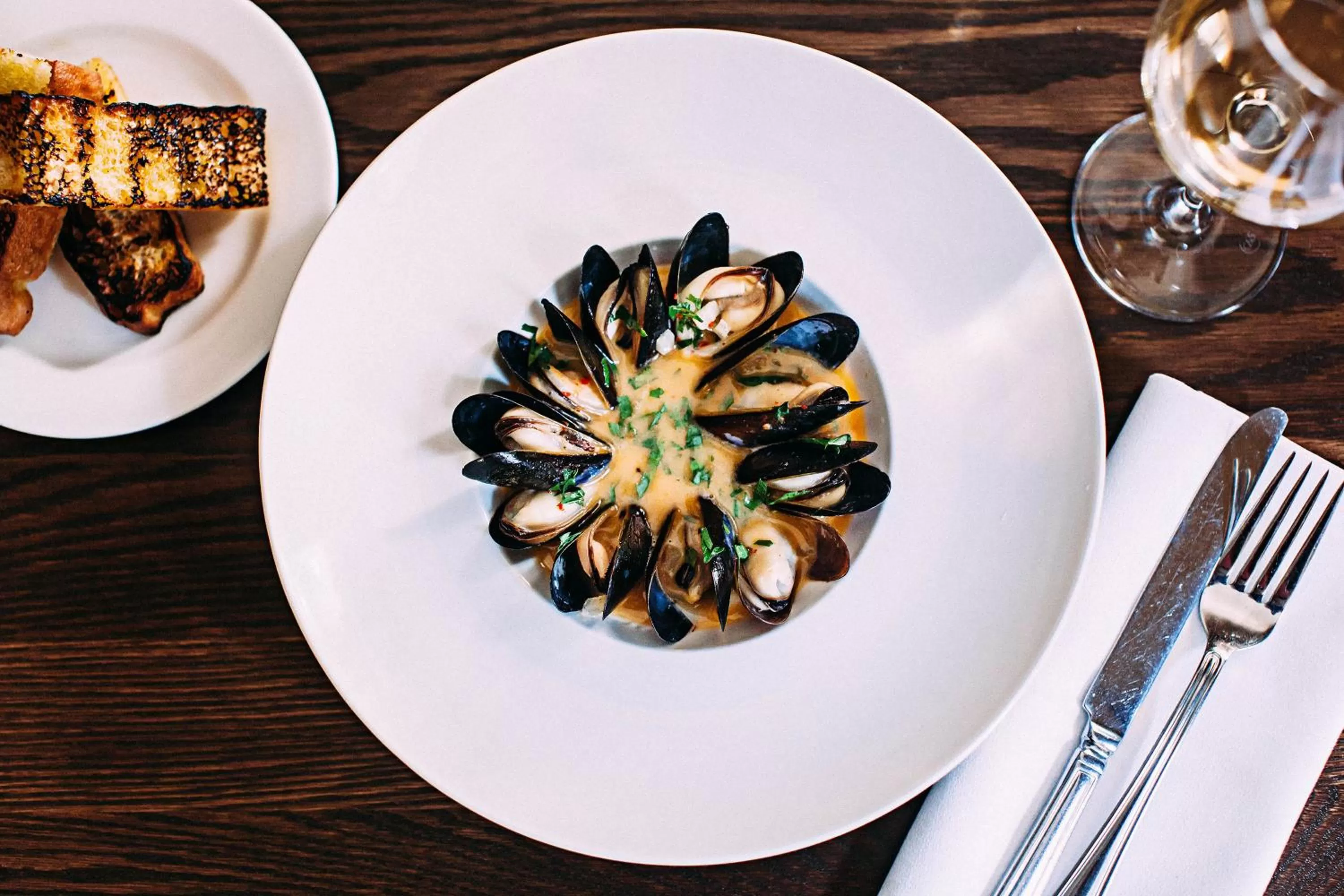 Restaurant/places to eat in Kimpton Hotel Vintage Seattle by IHG