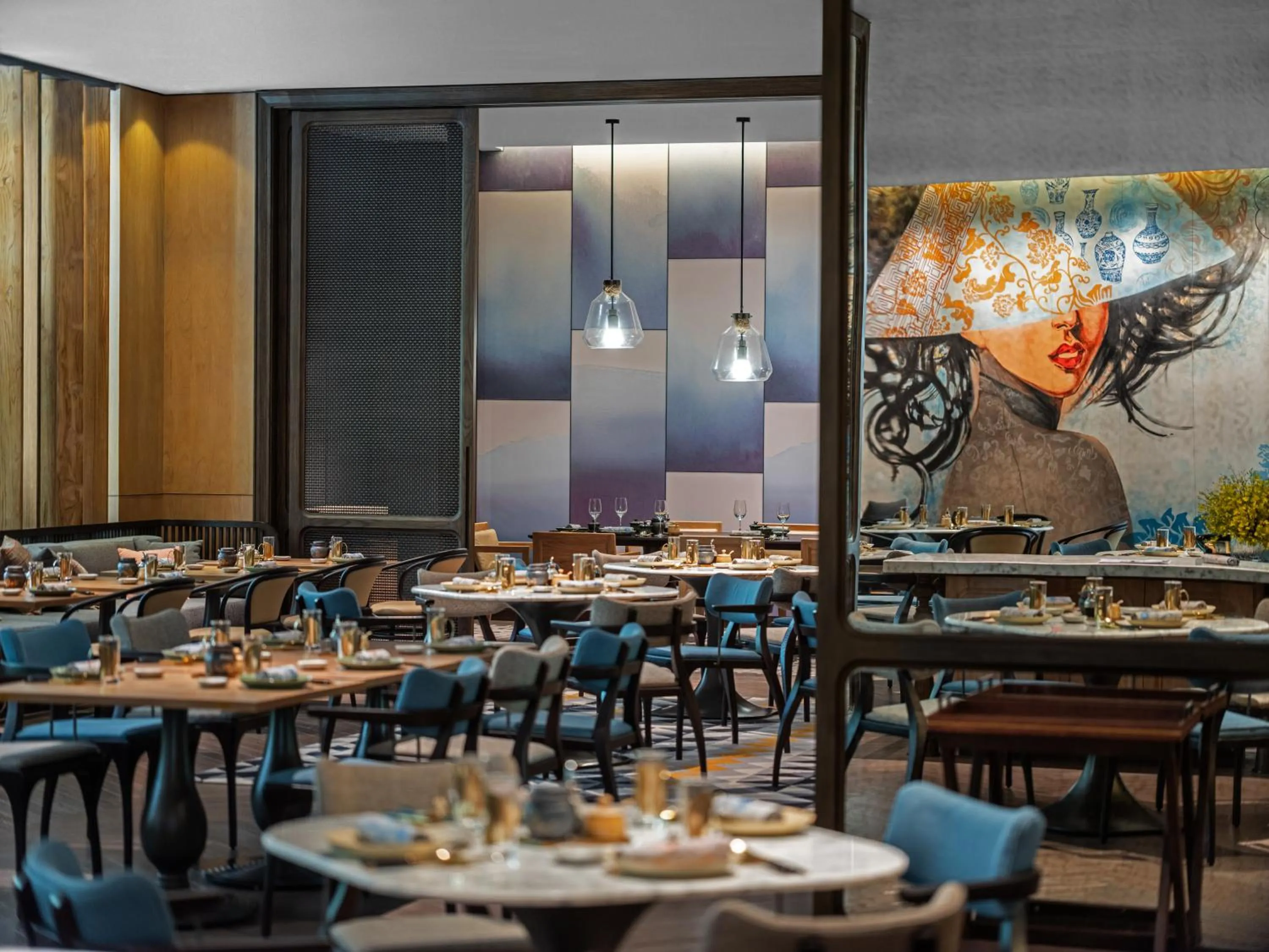 Restaurant/places to eat in New World Saigon Hotel