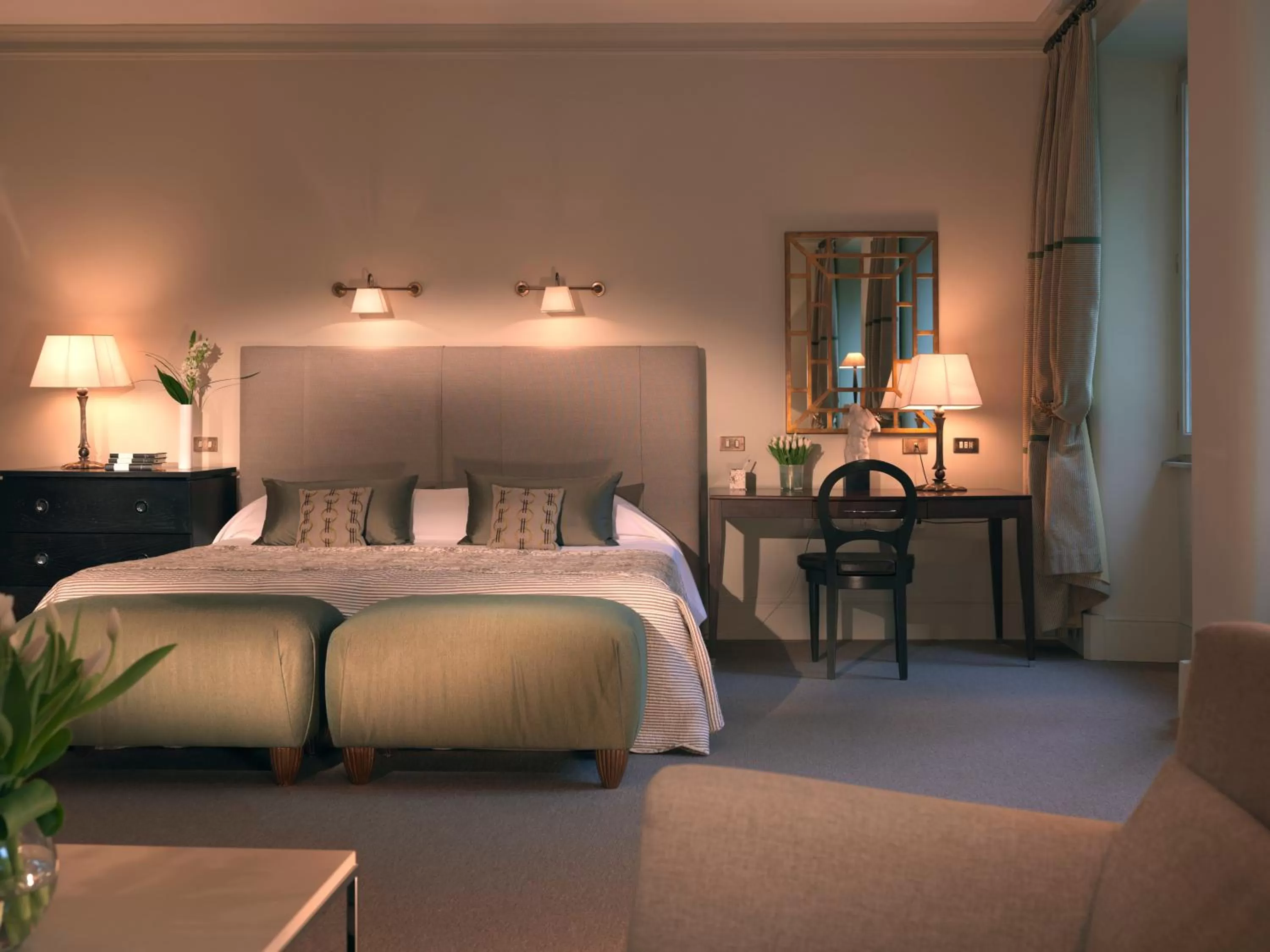 Photo of the whole room, Bed in Rocco Forte Hotel De Russie