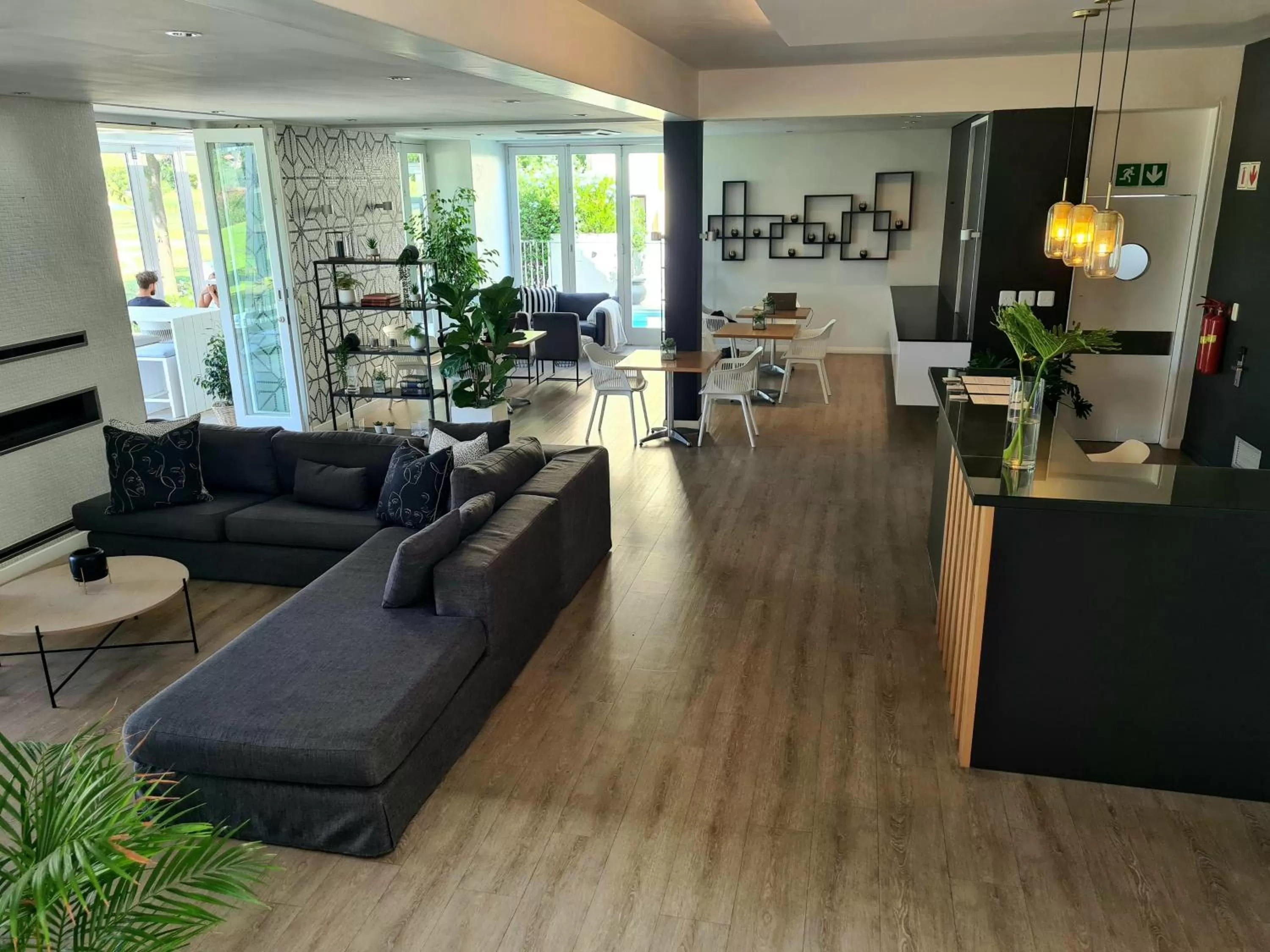 Communal lounge/ TV room in Boschenmeer House