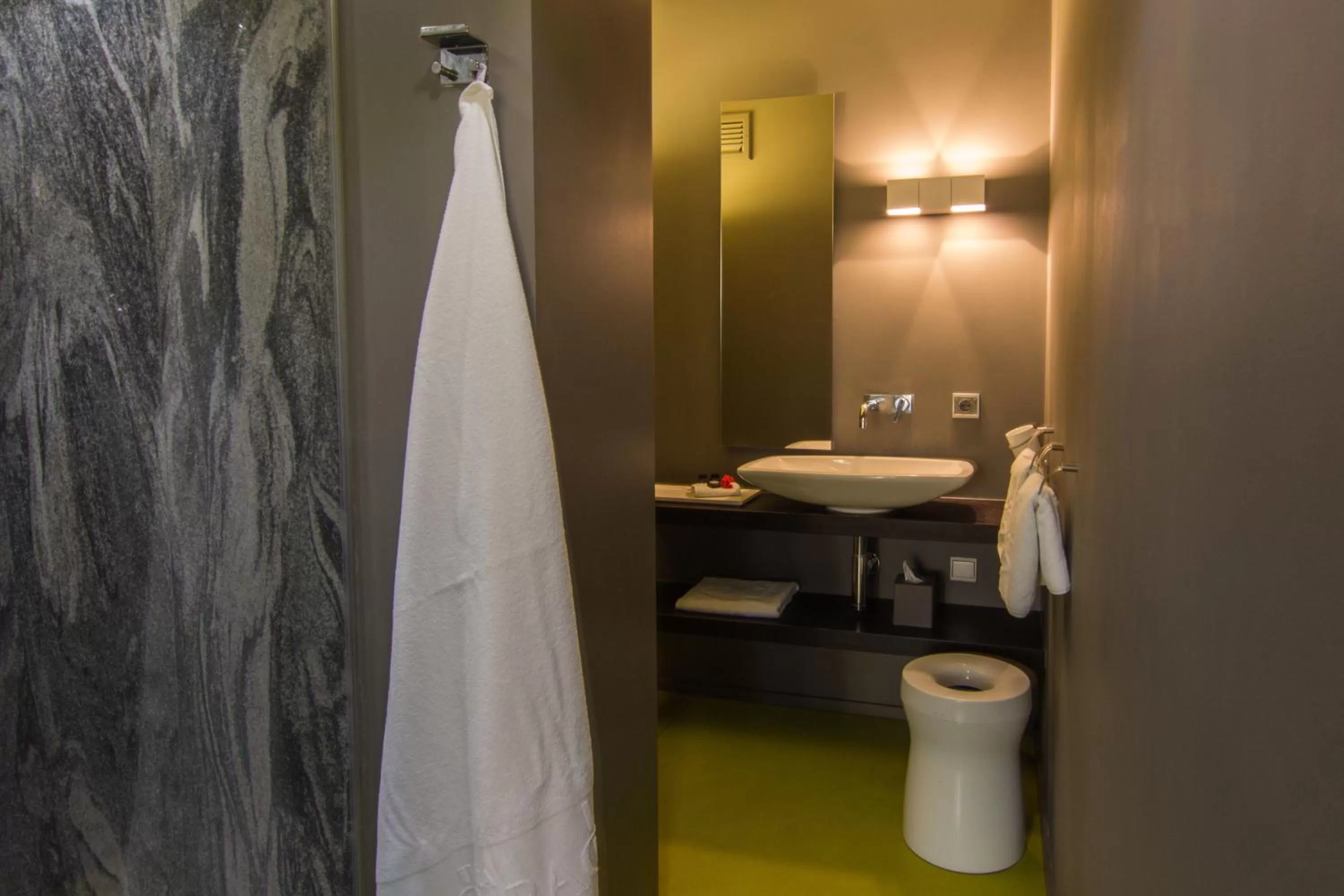 Bathroom in Villa Pica Paca - Old Town