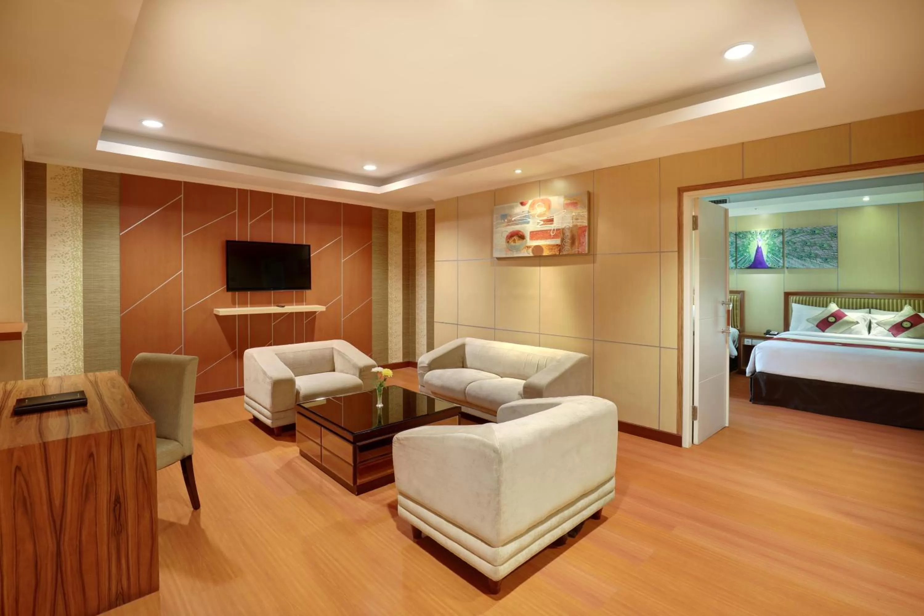 Living room, Bed in Swiss-Belhotel Maleosan Manado