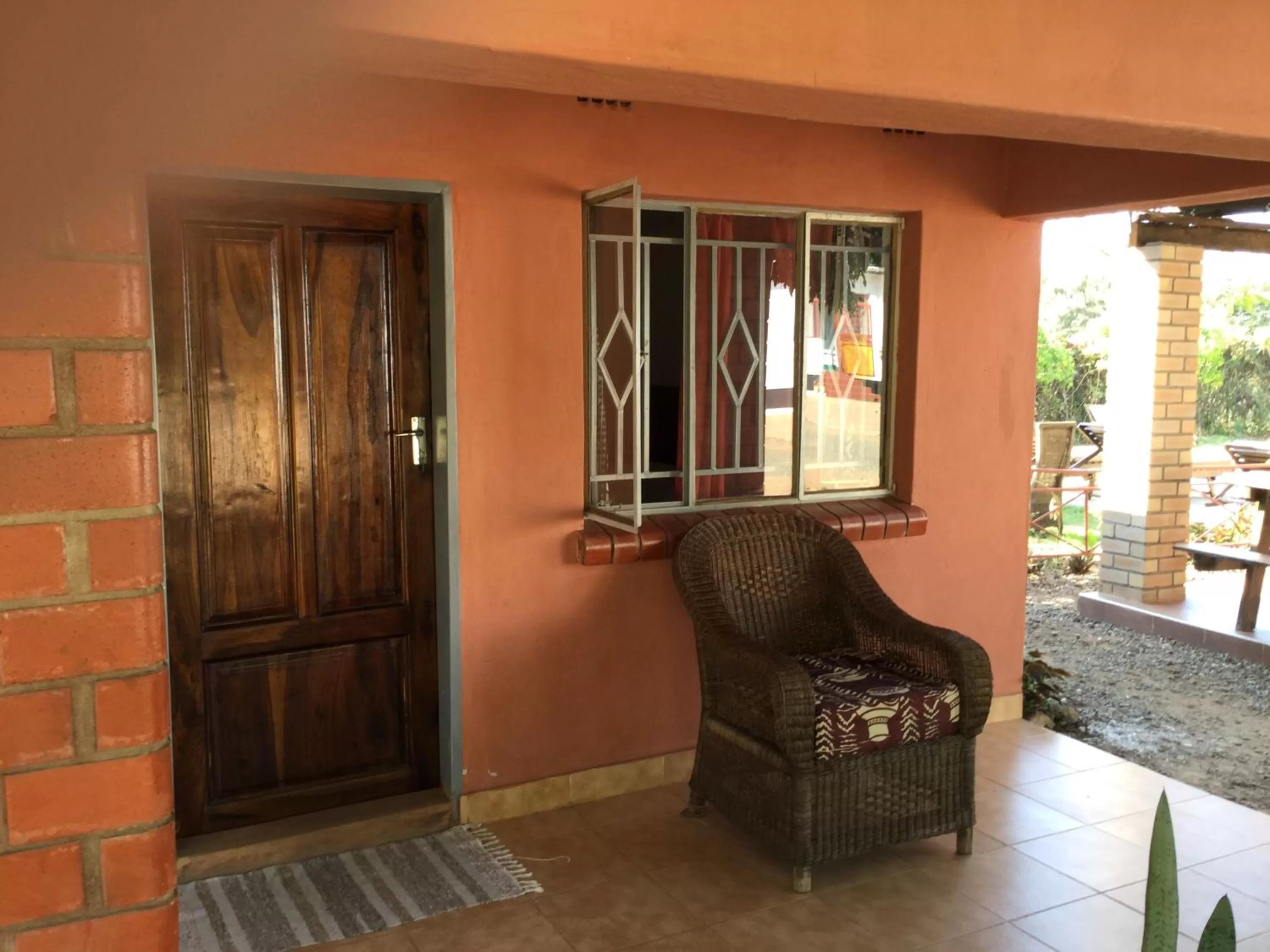 Patio in Tabonina Bis