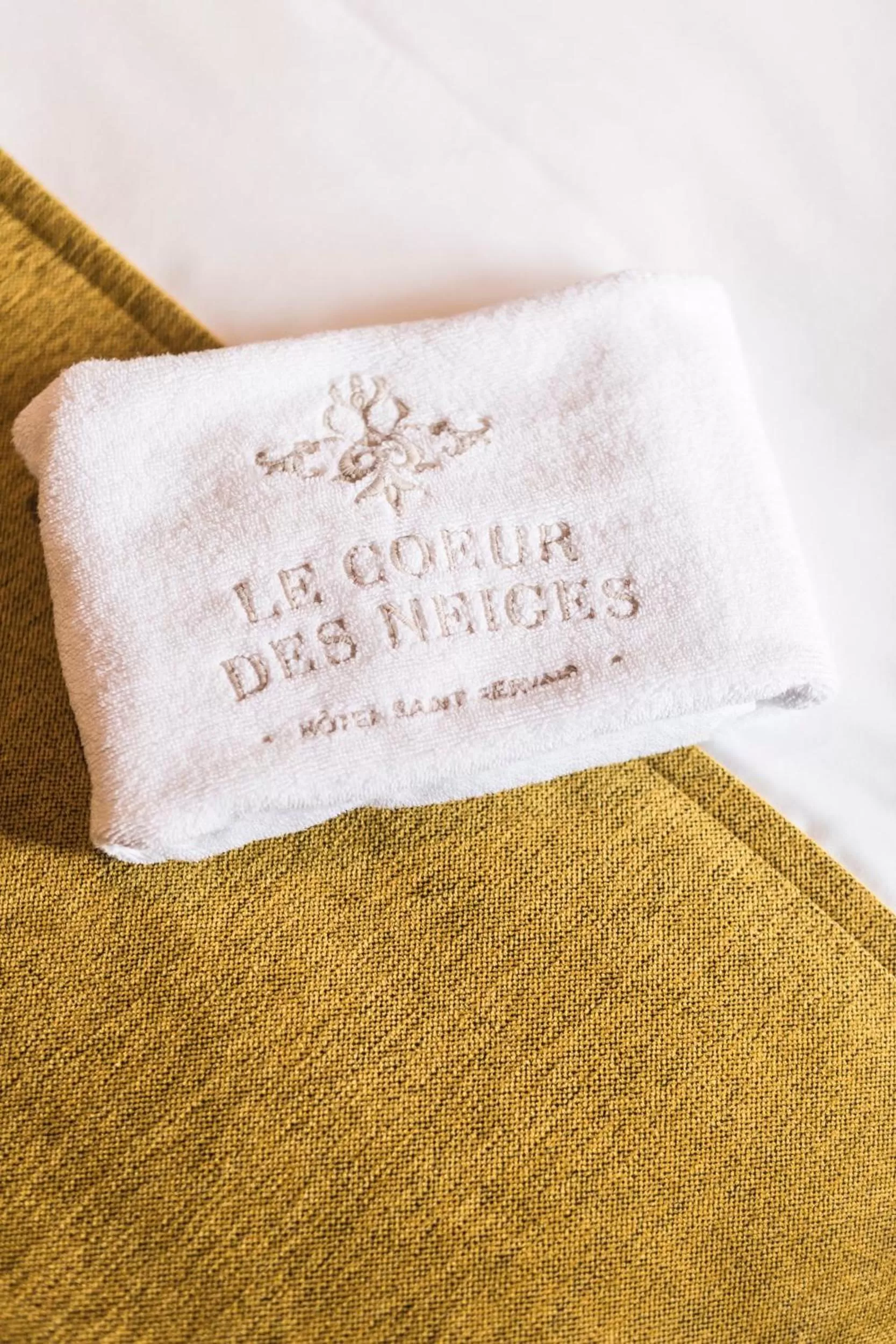 Bed in Coeur des Neiges