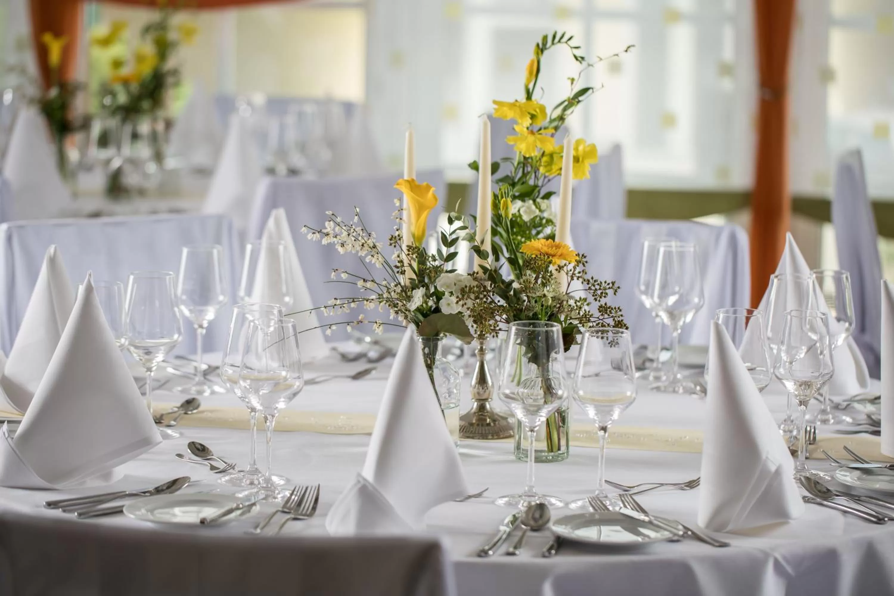 Restaurant/places to eat in Hotel Linderhof