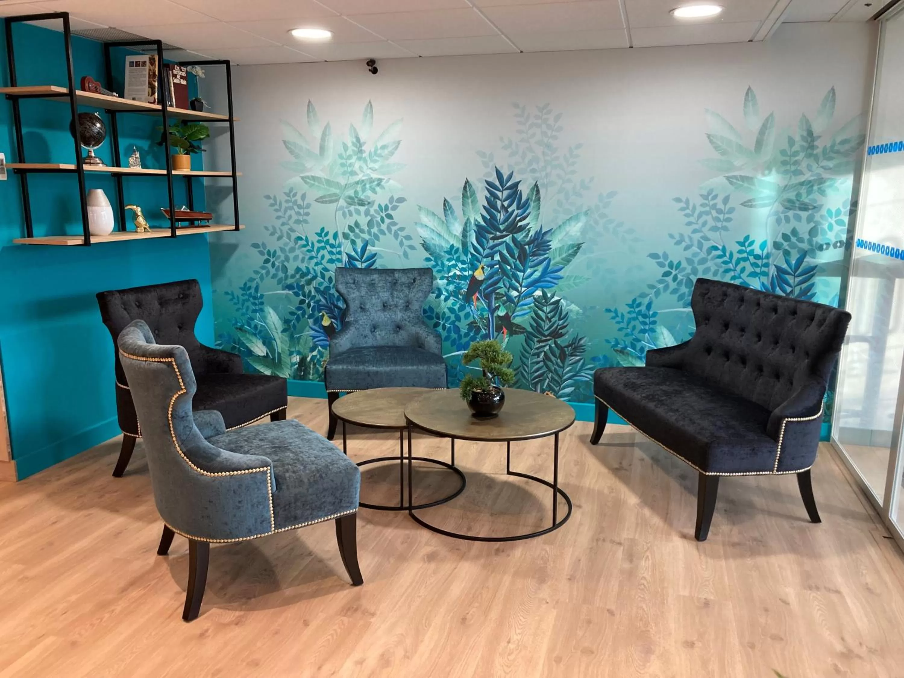 Living room in Kyriad Dol-de-Bretagne