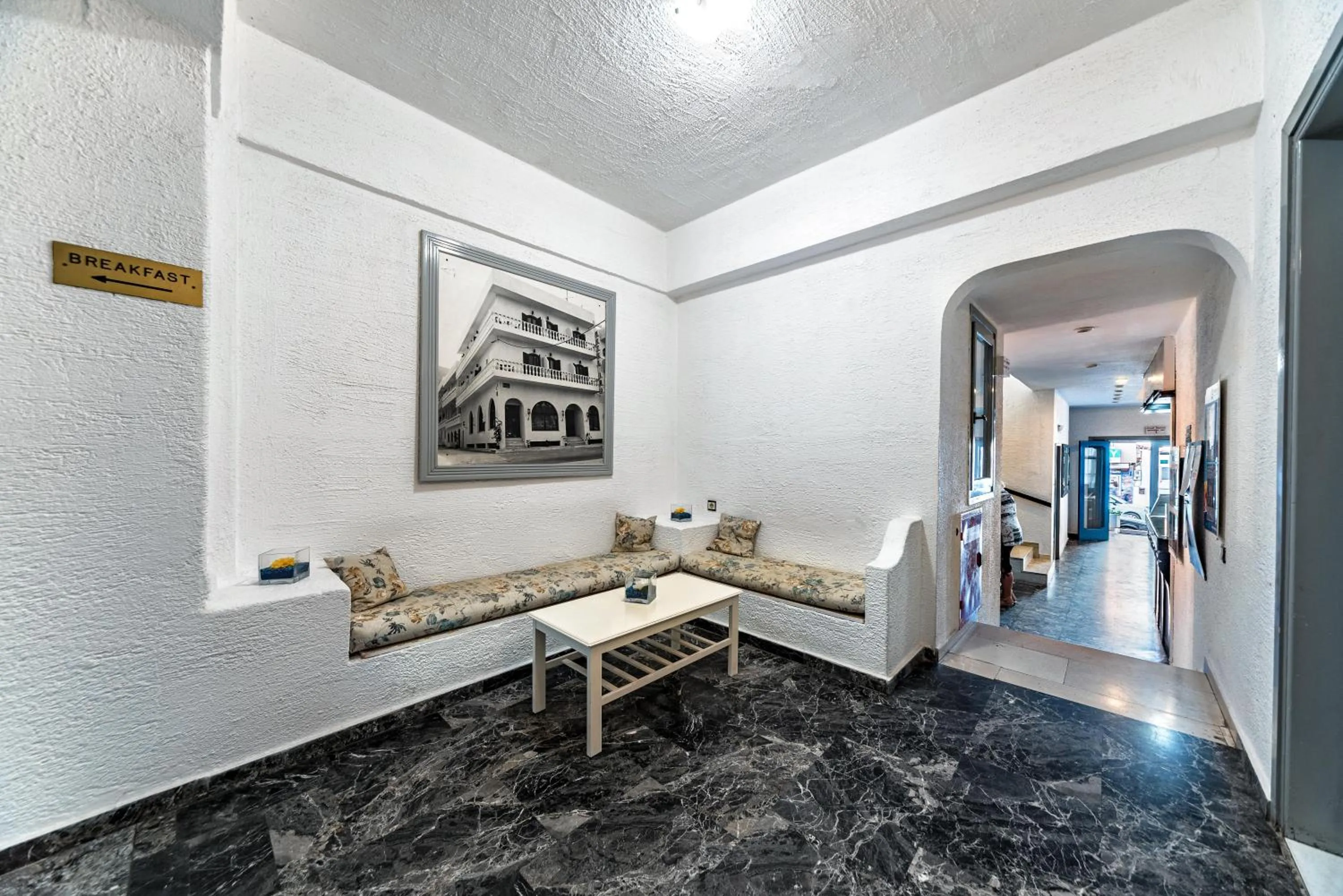 Lobby or reception in Hotel Iro