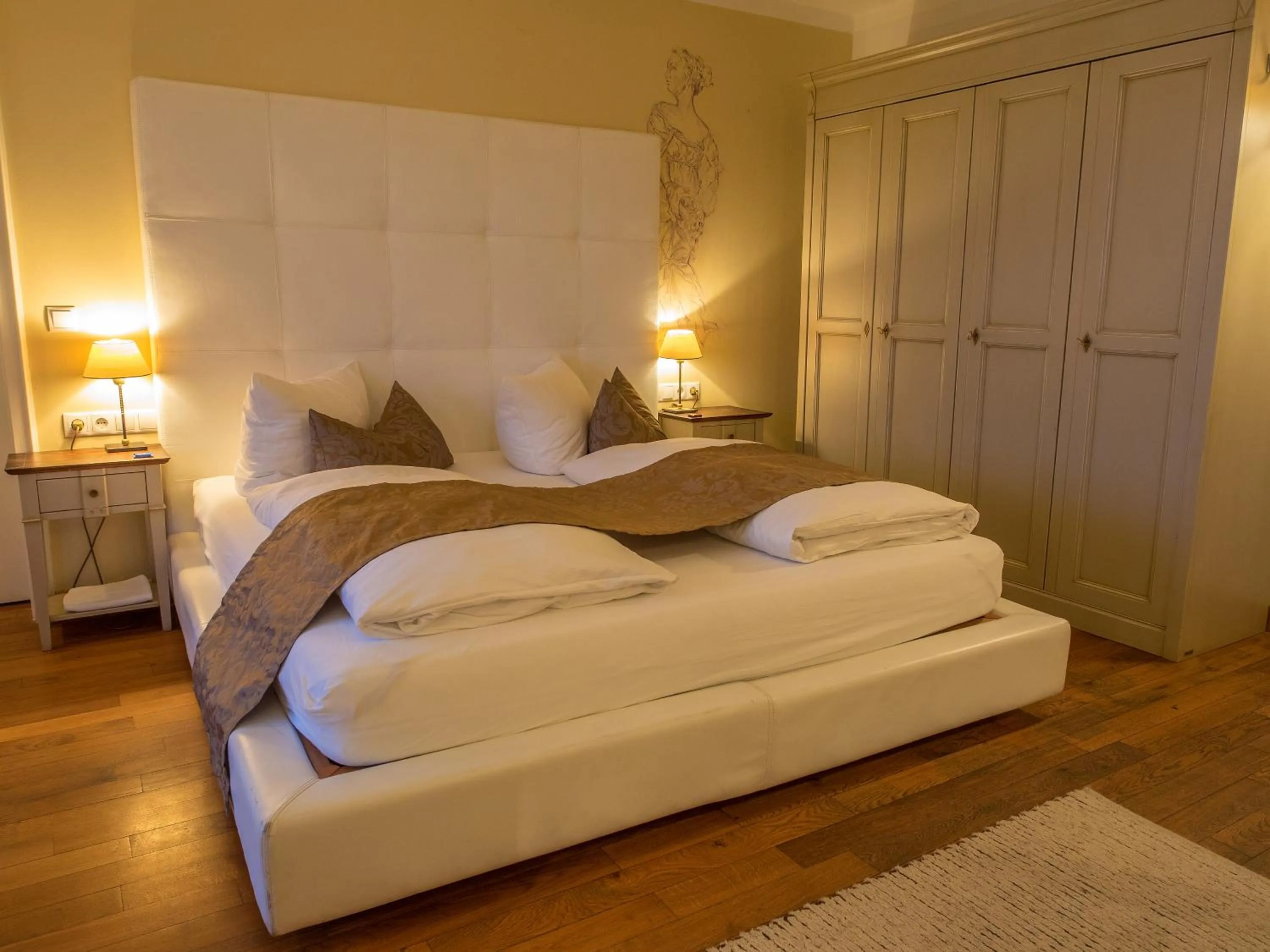 Photo of the whole room, Bed in Seehotel Luitpold