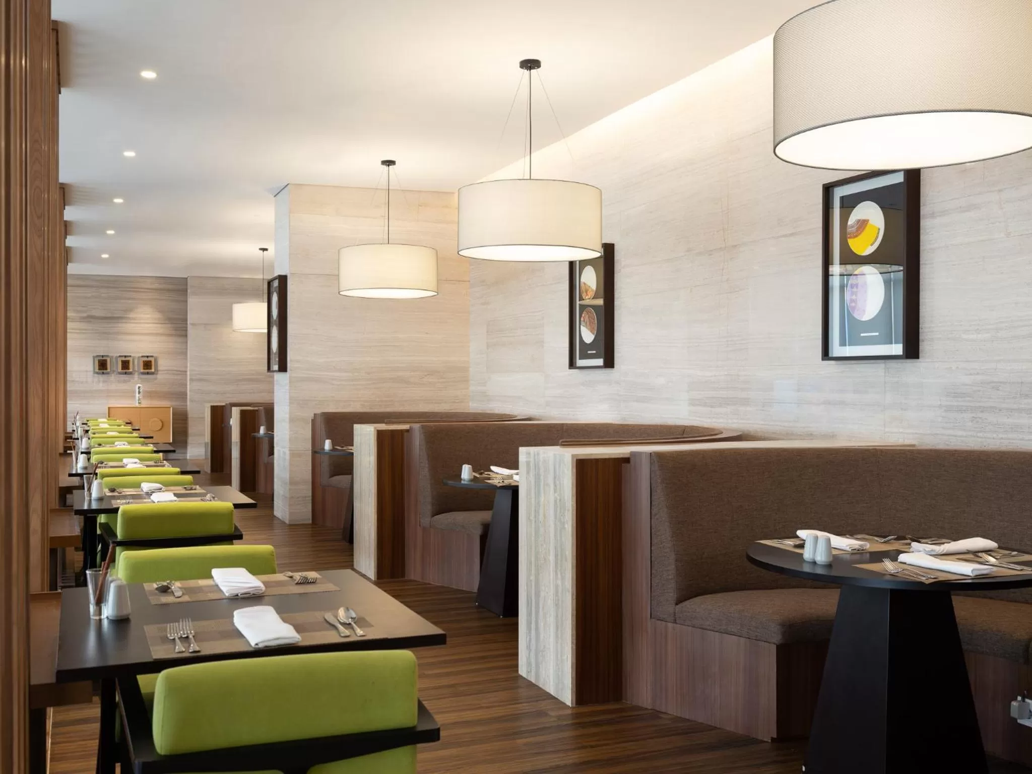 Restaurant/places to eat in Holiday Inn & Suites Jakarta Gajah Mada by IHG