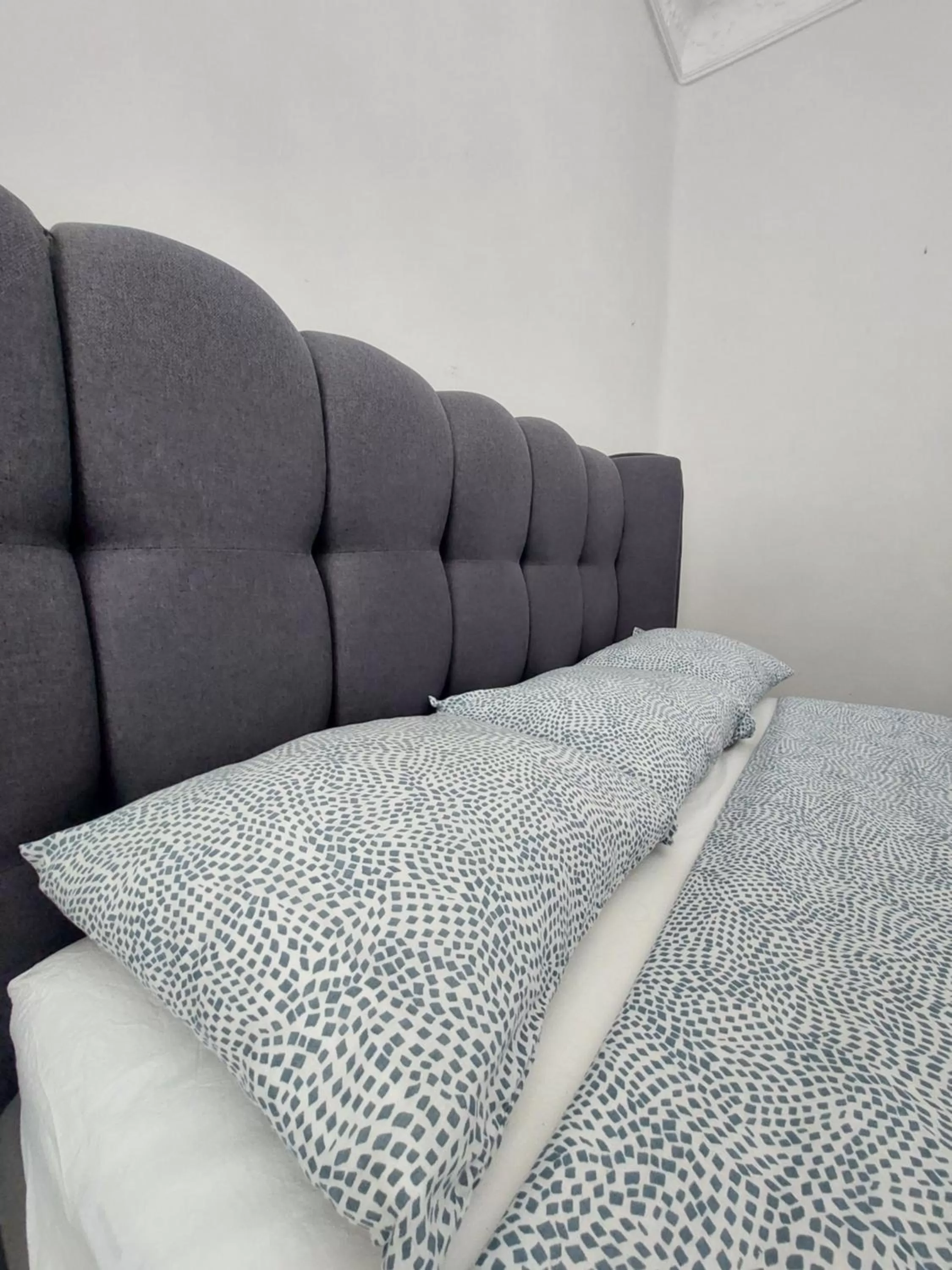 Bed in N1 Casa de Madrid - greenpeace line