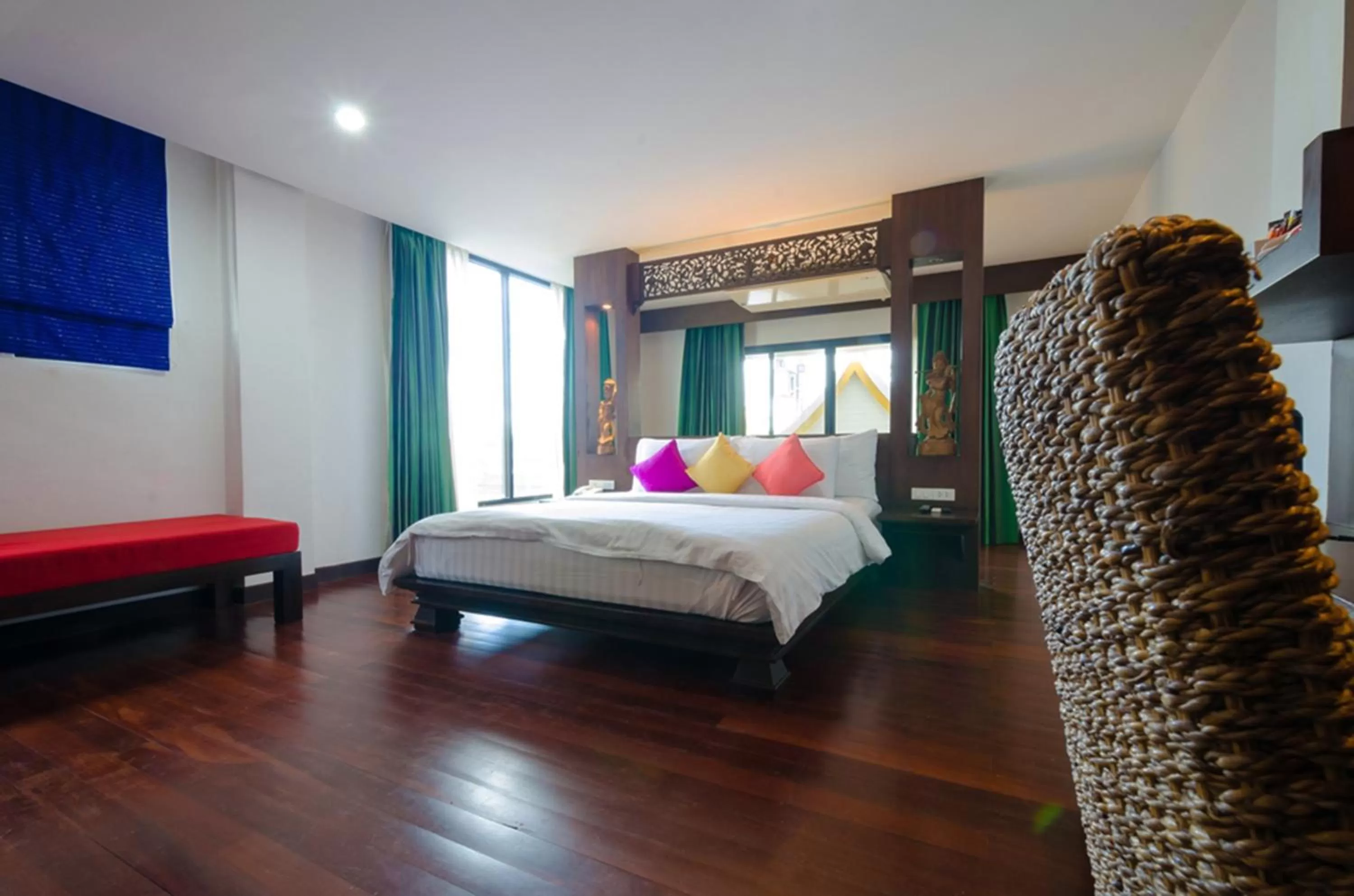 Bedroom, Bed in Nicha Suite Hua Hin Hotel