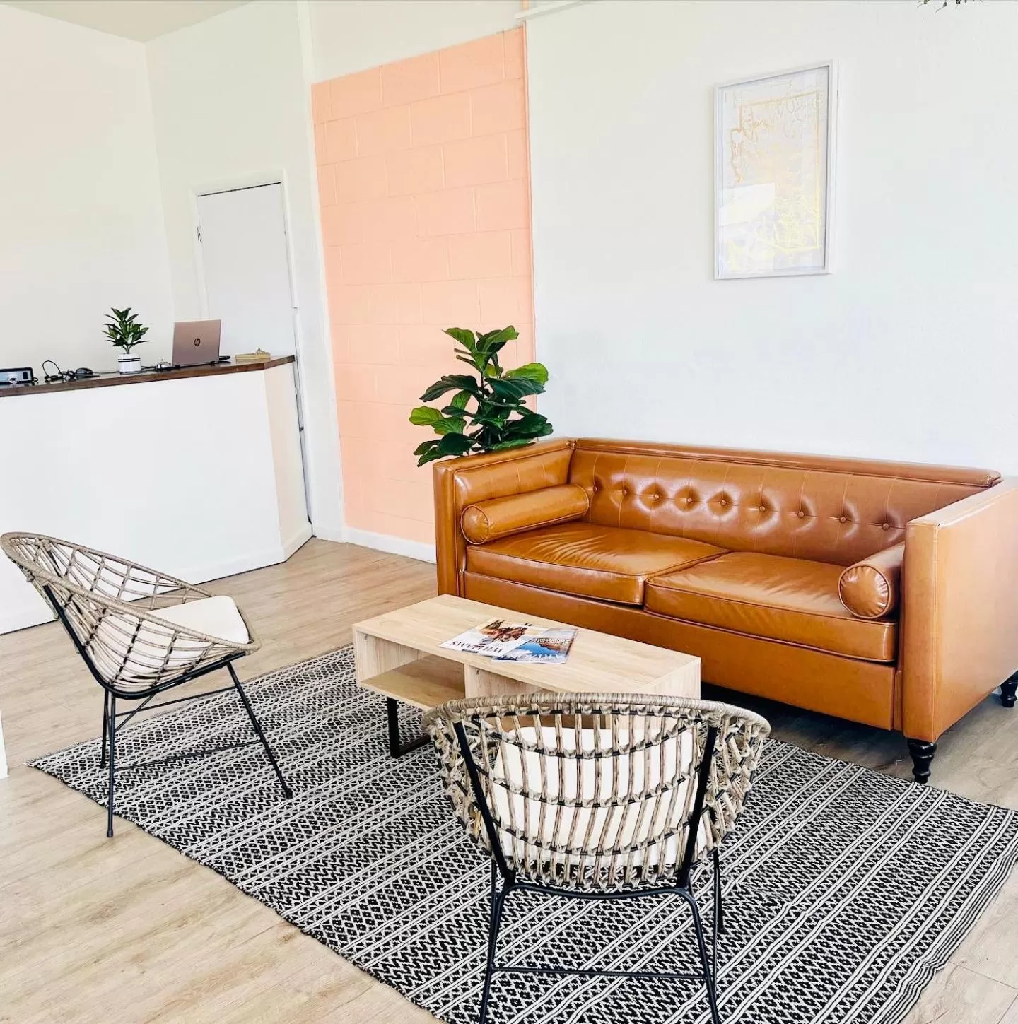 Lobby or reception in The Postcard Motel