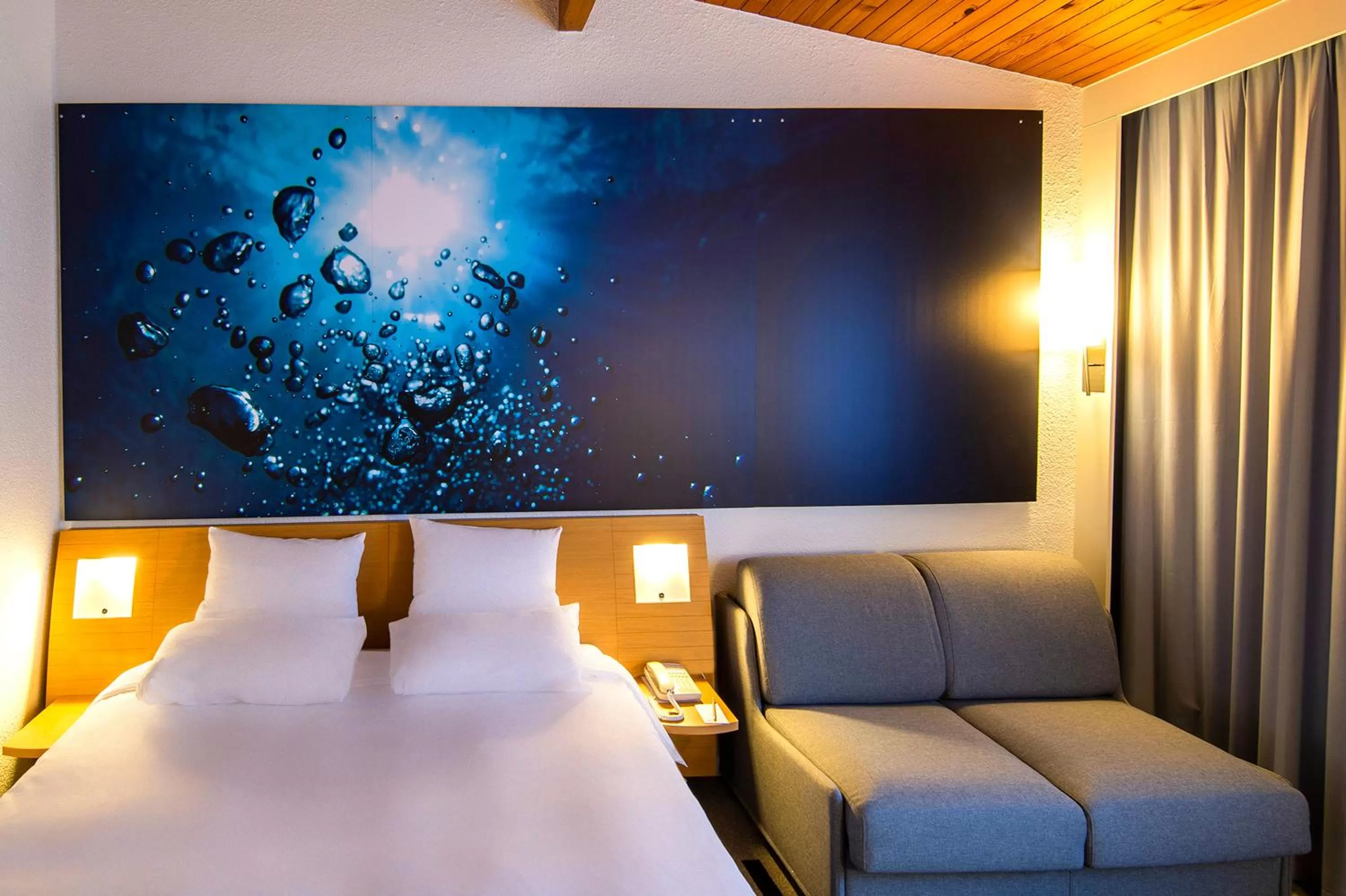 Bed in Novotel Metz Amnéville