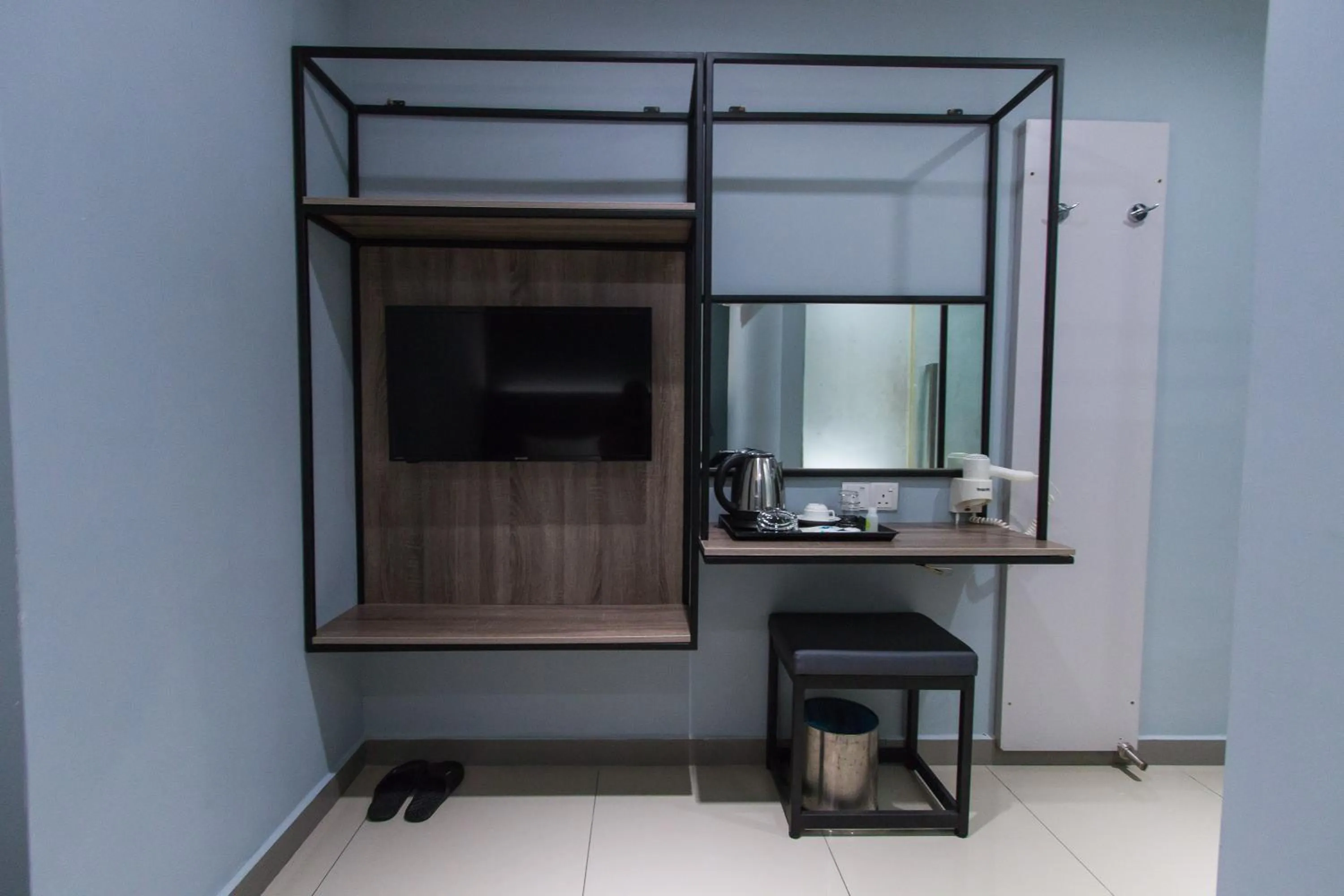 TV and multimedia in Hotel 99 Bandar Puteri Puchong