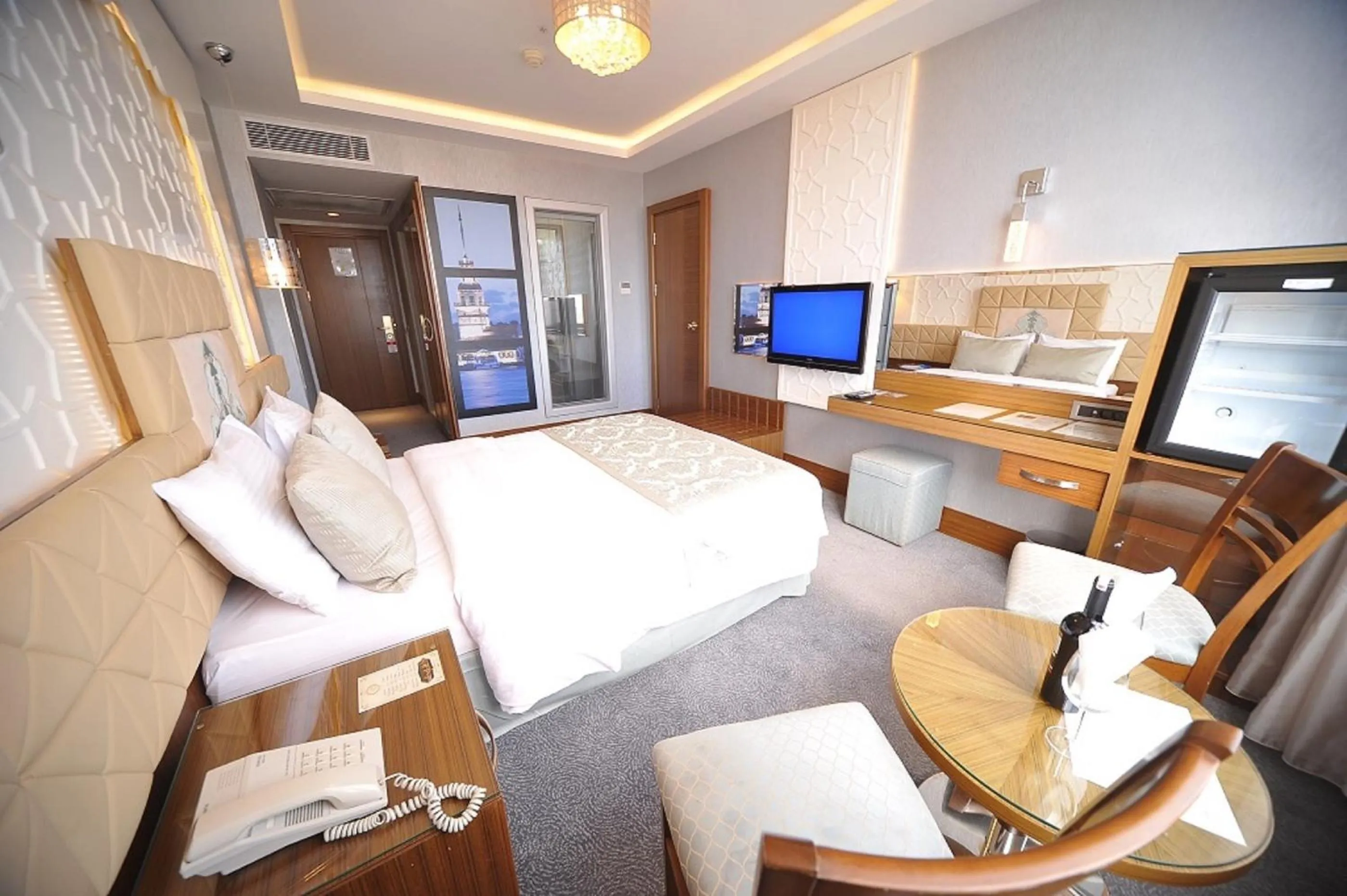 TV and multimedia, Bed in Grand Star Hotel Bosphorus & Spa