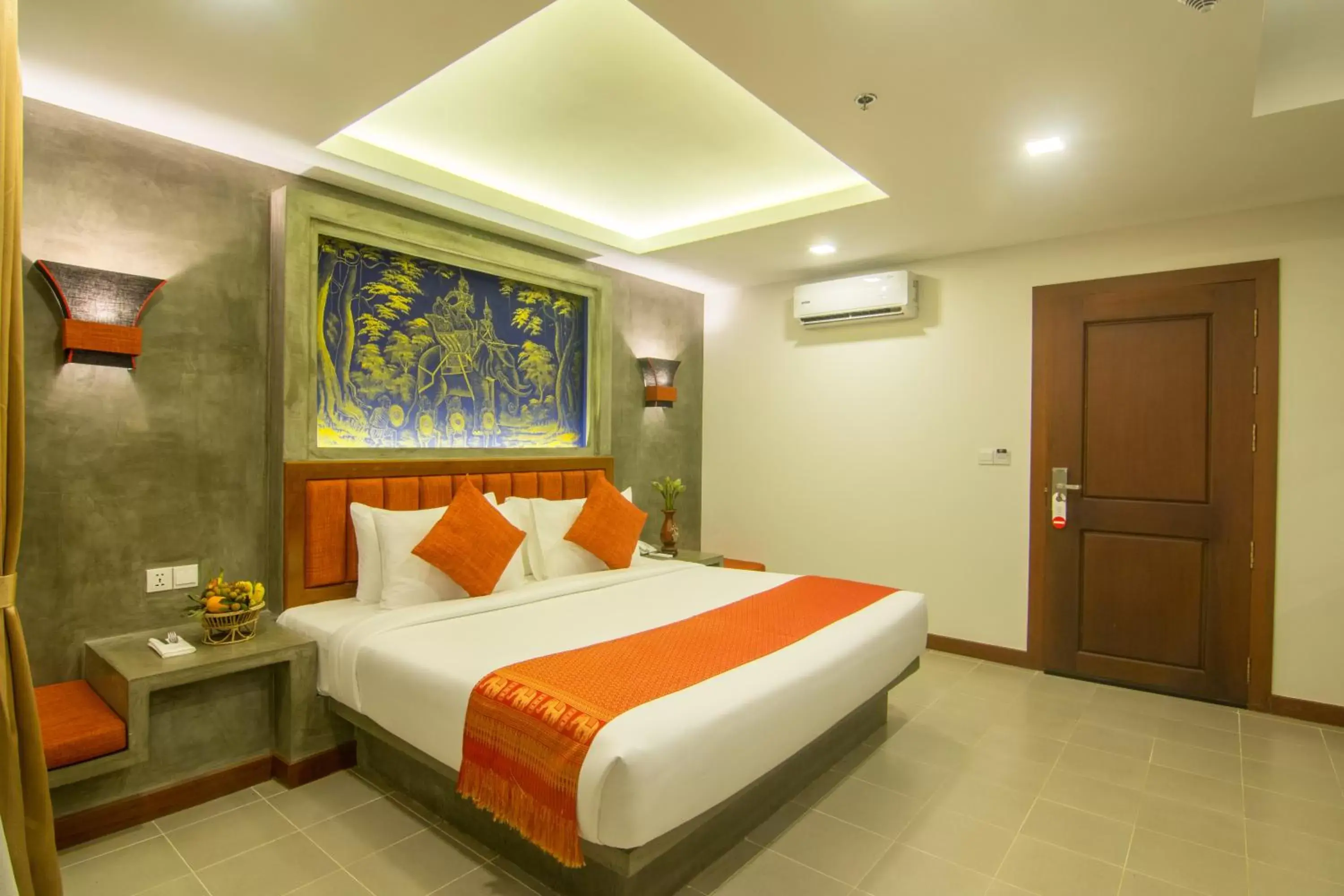 Deluxe King Room in Chhay Long Angkor Boutique Hotel Siem Reap Deluxe King Room in Chhay Long Angkor Boutique Hotel Siem Reap