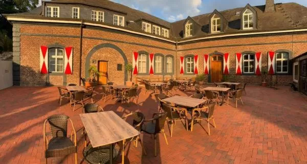Facade/entrance in Burg Wassenberg