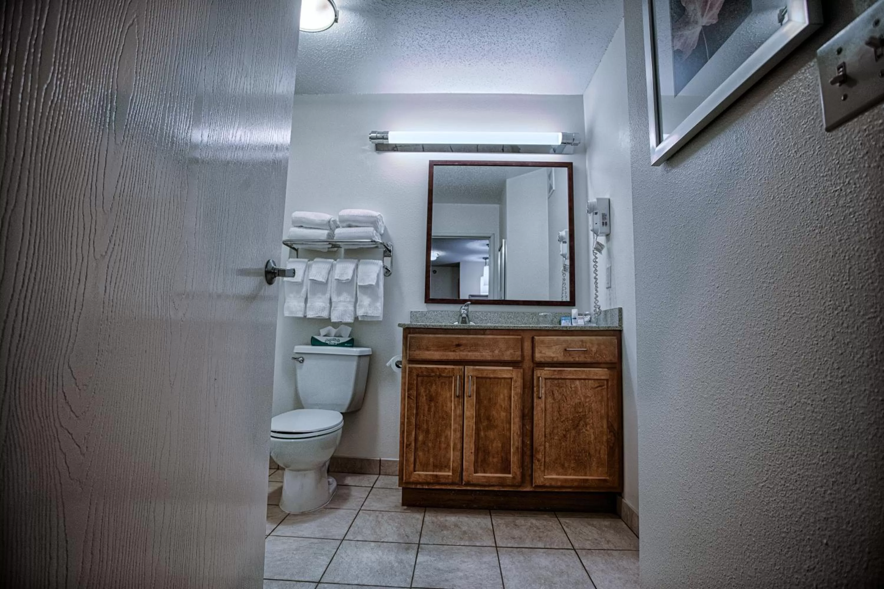 Photo of the whole room in Candlewood Suites Fargo-North Dakota State University by IHG