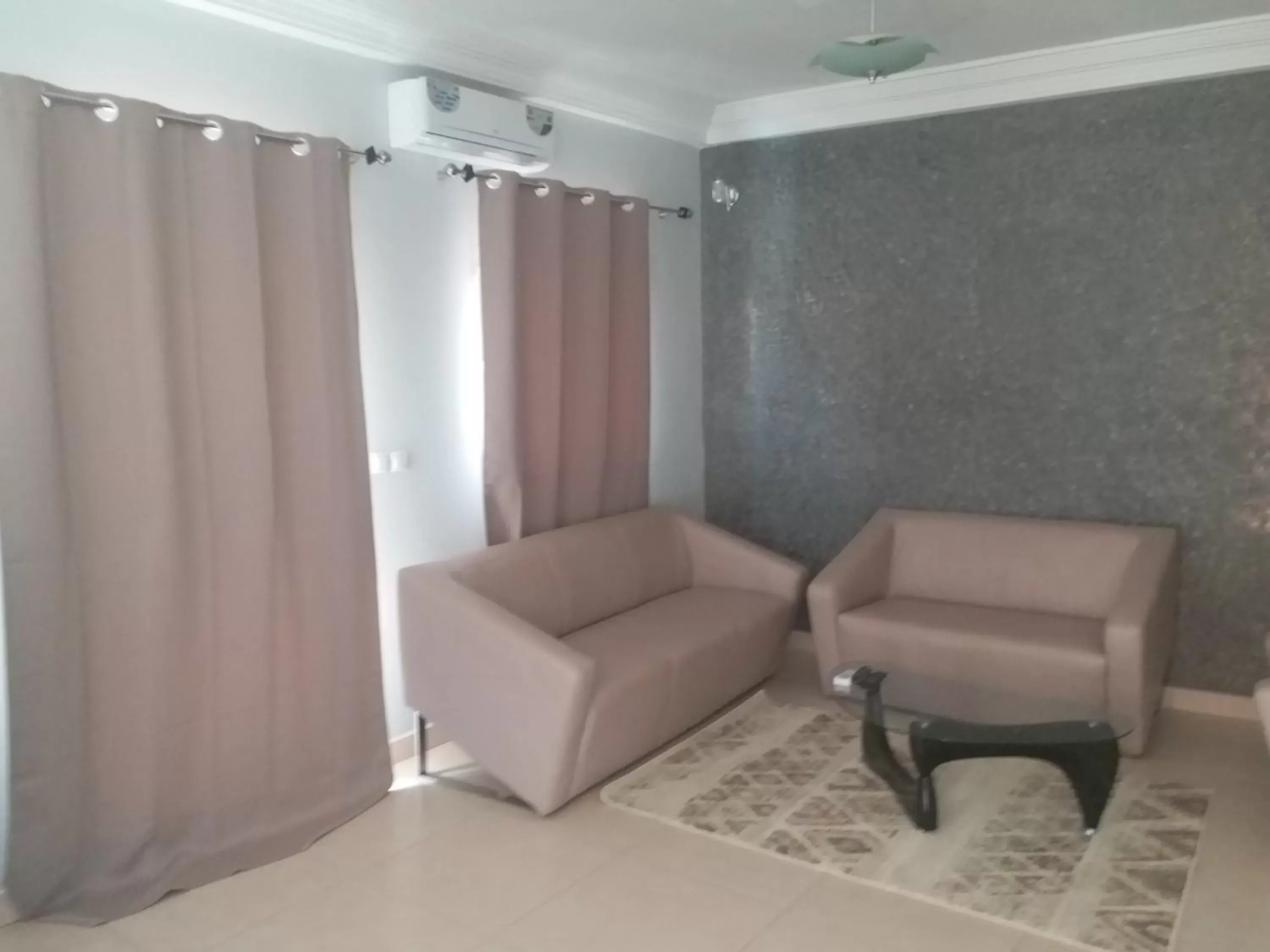 Two-Bedroom Apartment in Hotel La Perle Two-Bedroom Apartment in Hotel La Perle