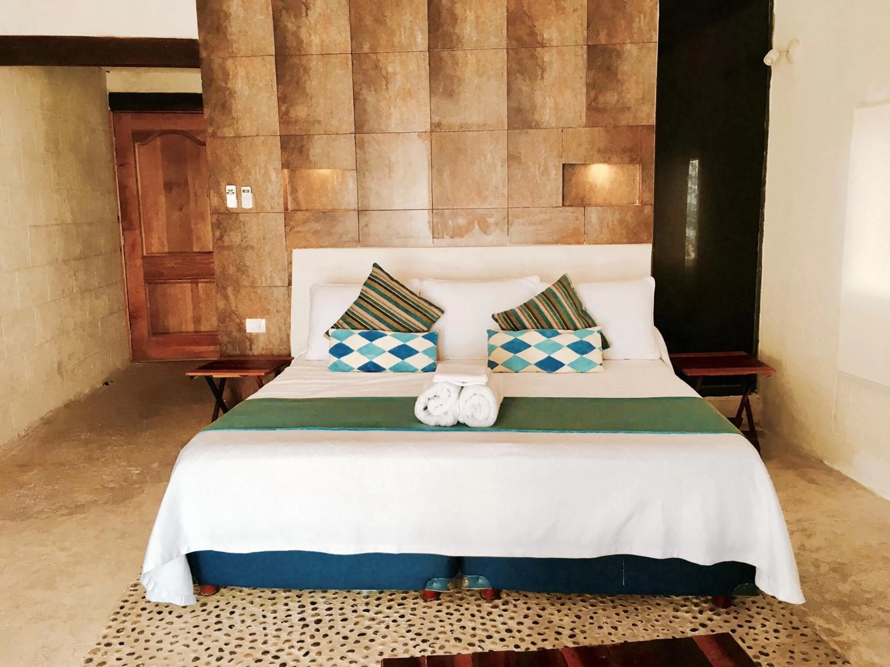 Bedroom, Bed in Maria's Kan Kin