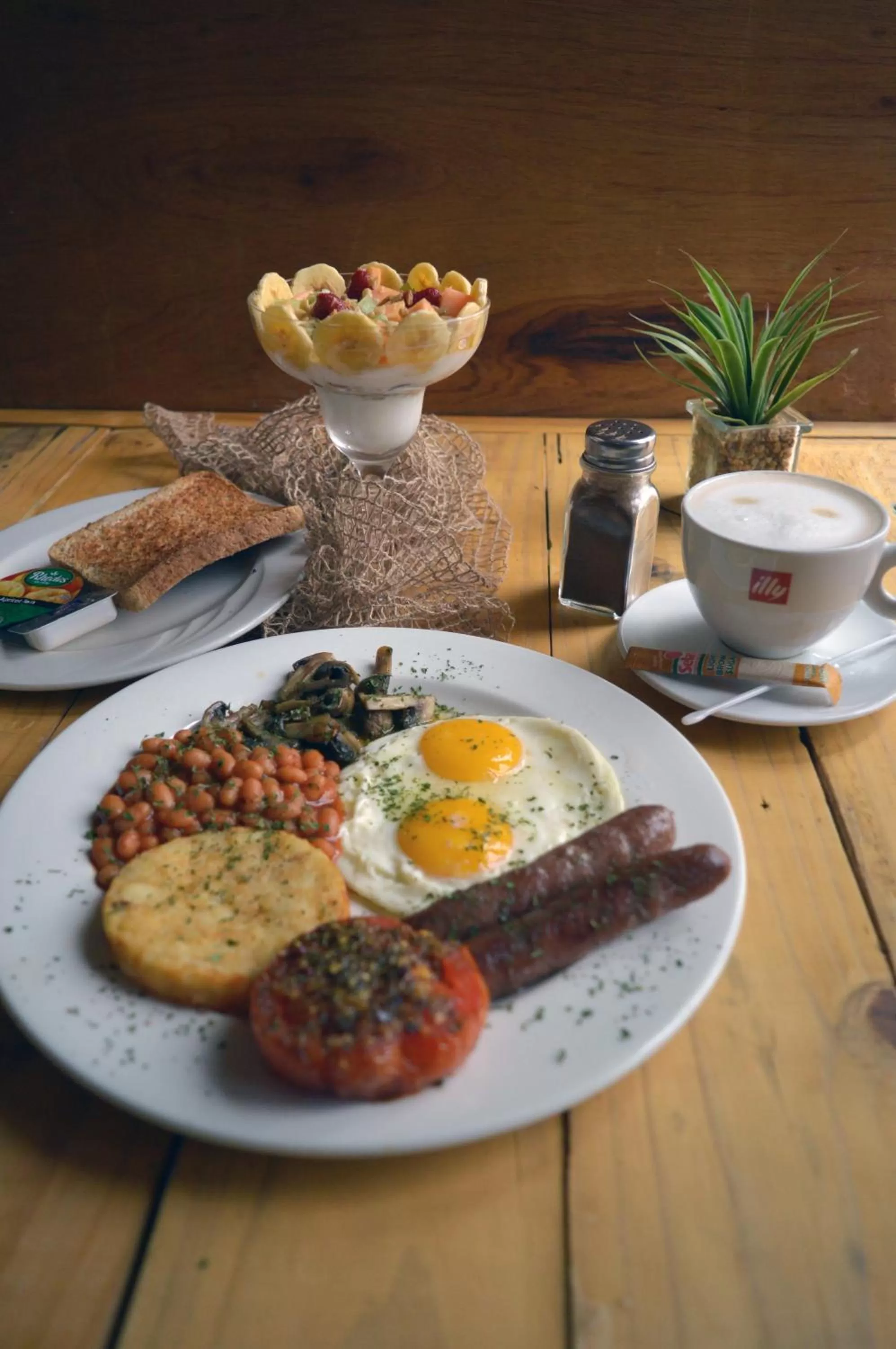 Food and drinks in Lido Hotel