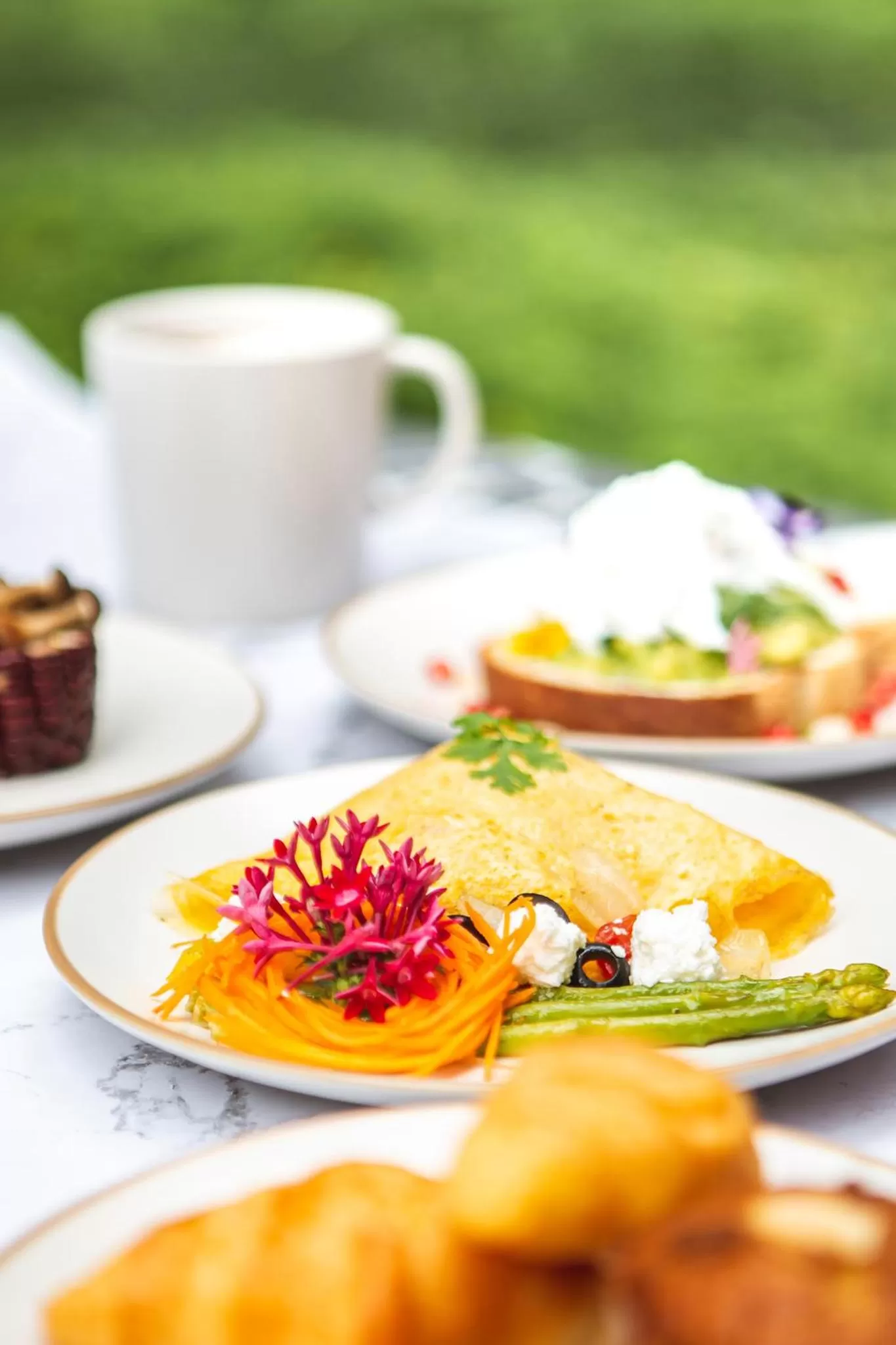 Restaurant/places to eat in Maladee Rendezvous Hotel Chiang Mai