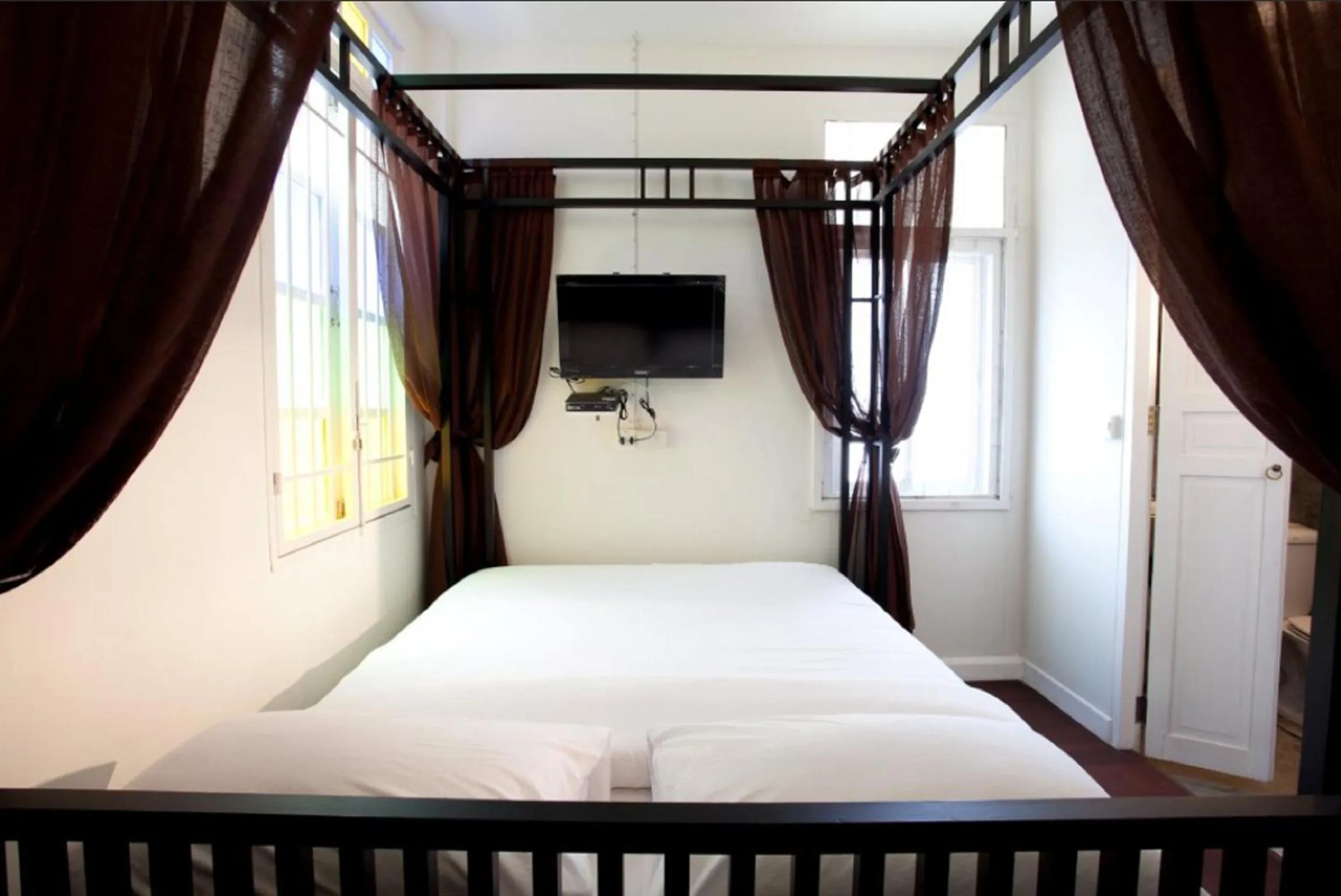 Bed in 99 Oldtown Boutique Guesthouse SHA EXTRA PLUS