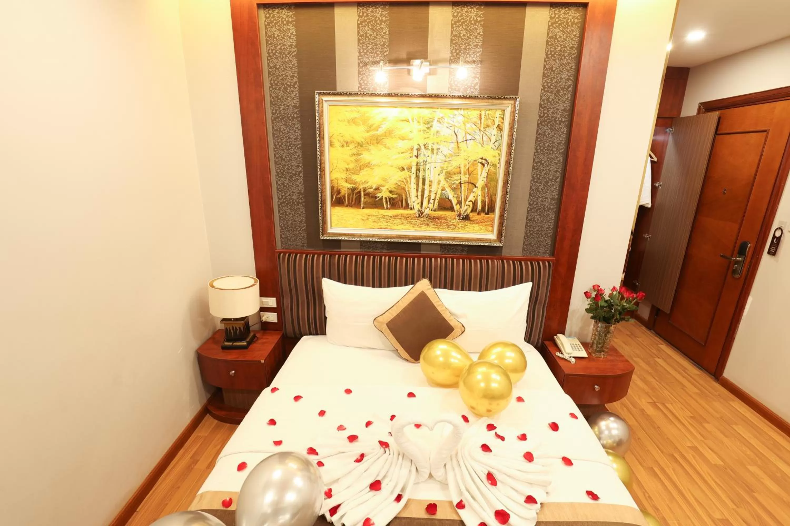 Bed in Gallant Hotel