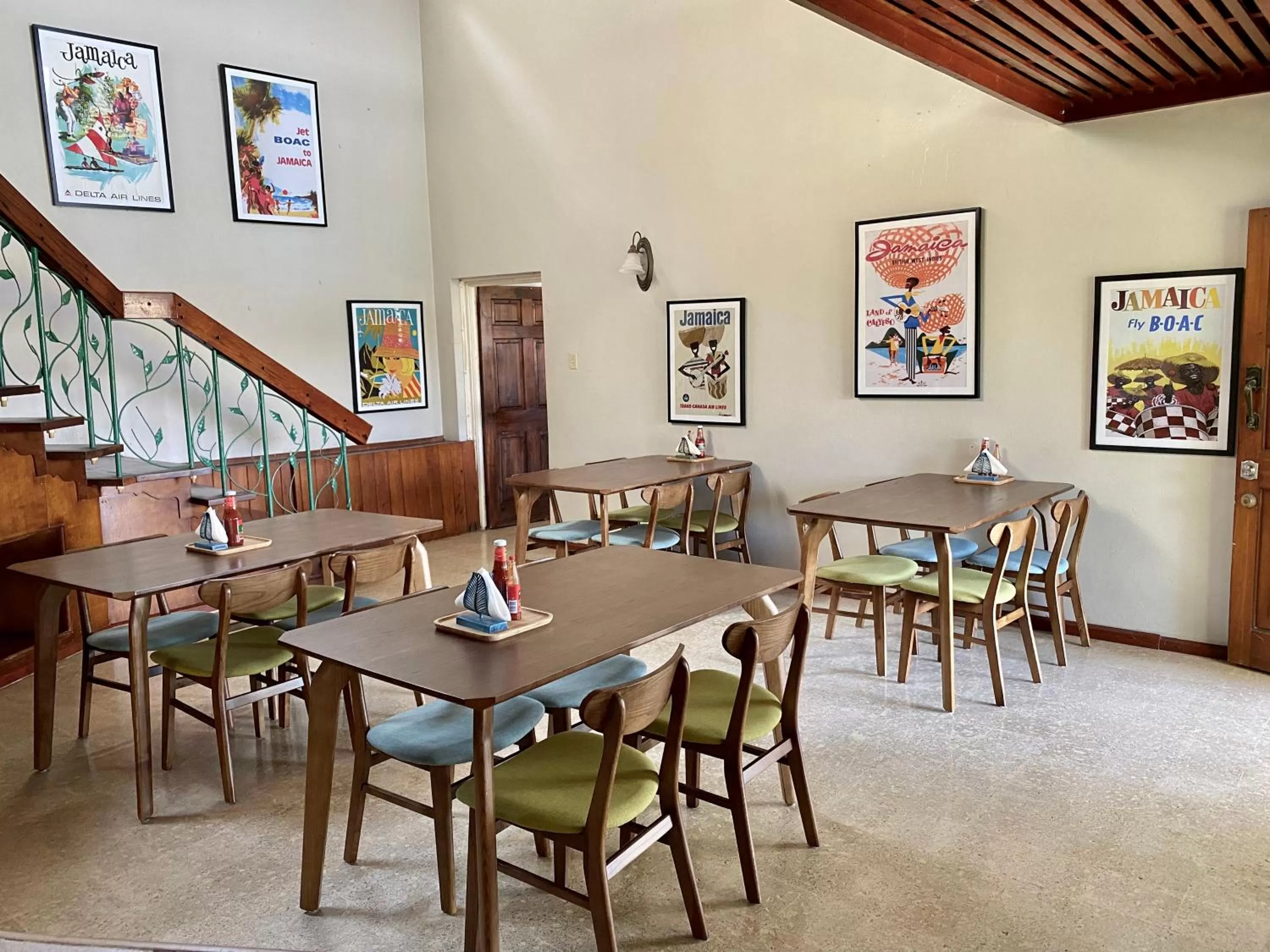 Restaurant/Places to Eat in The Blue Orchid B&B