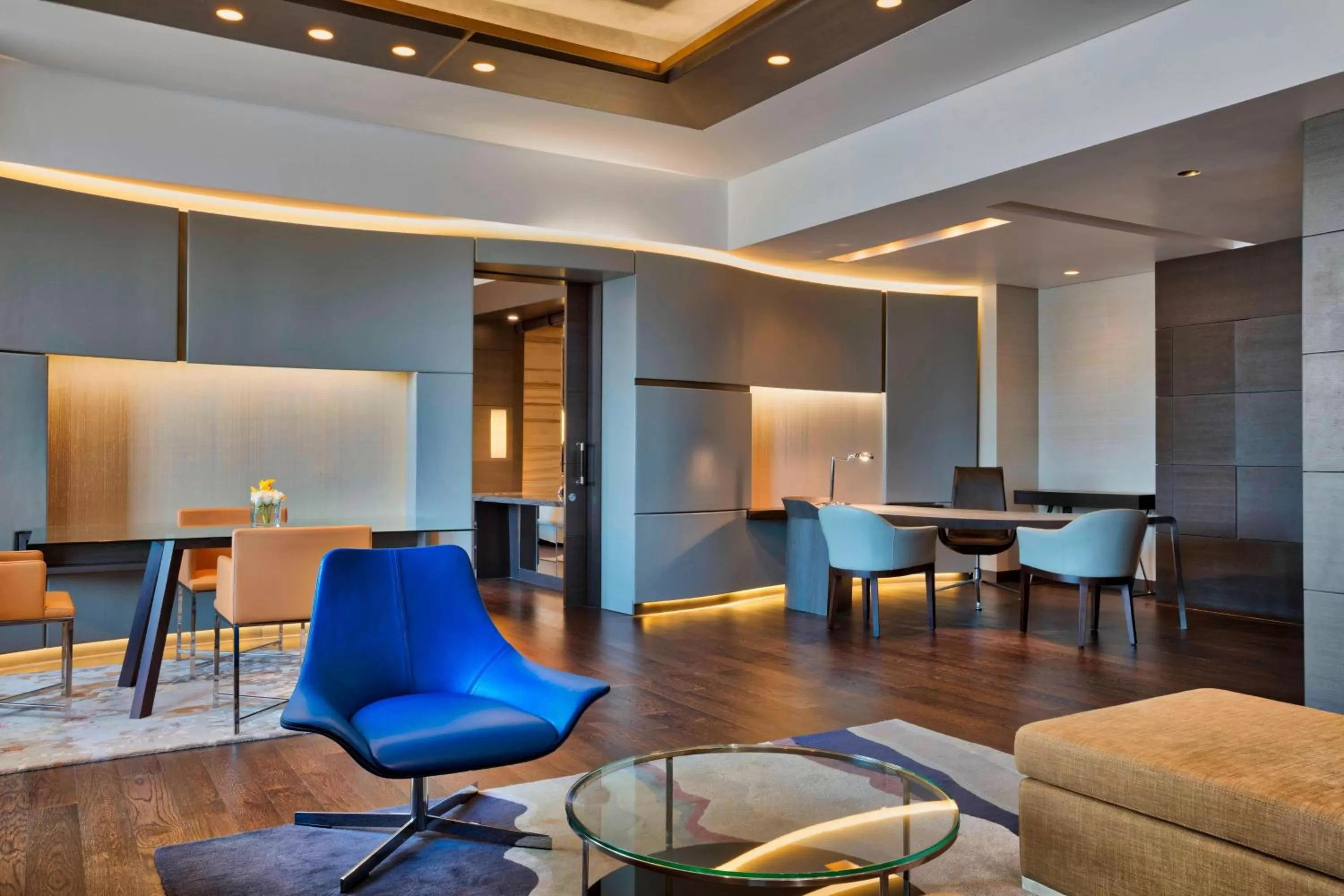 Living room in The Westin Doha Hotel & Spa