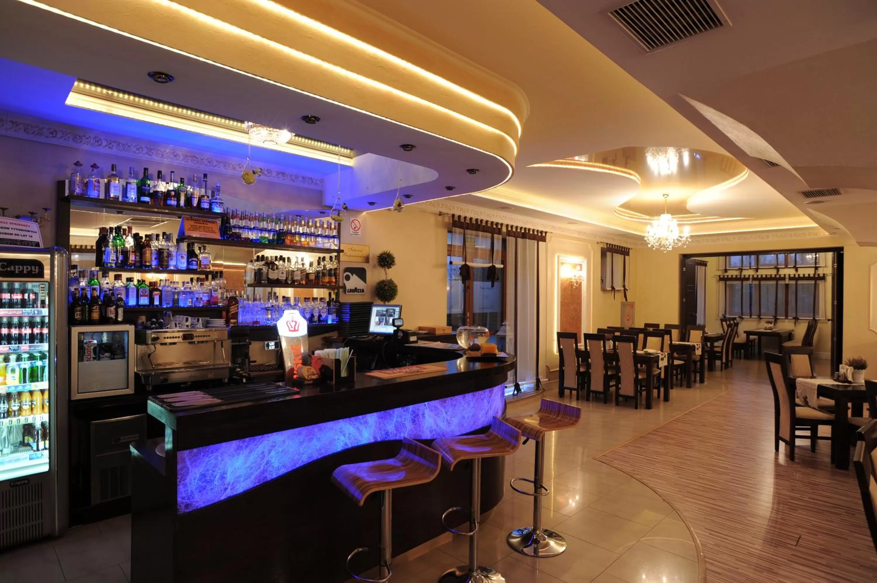 Restaurant/places to eat in Restauracja Hotel Imperial