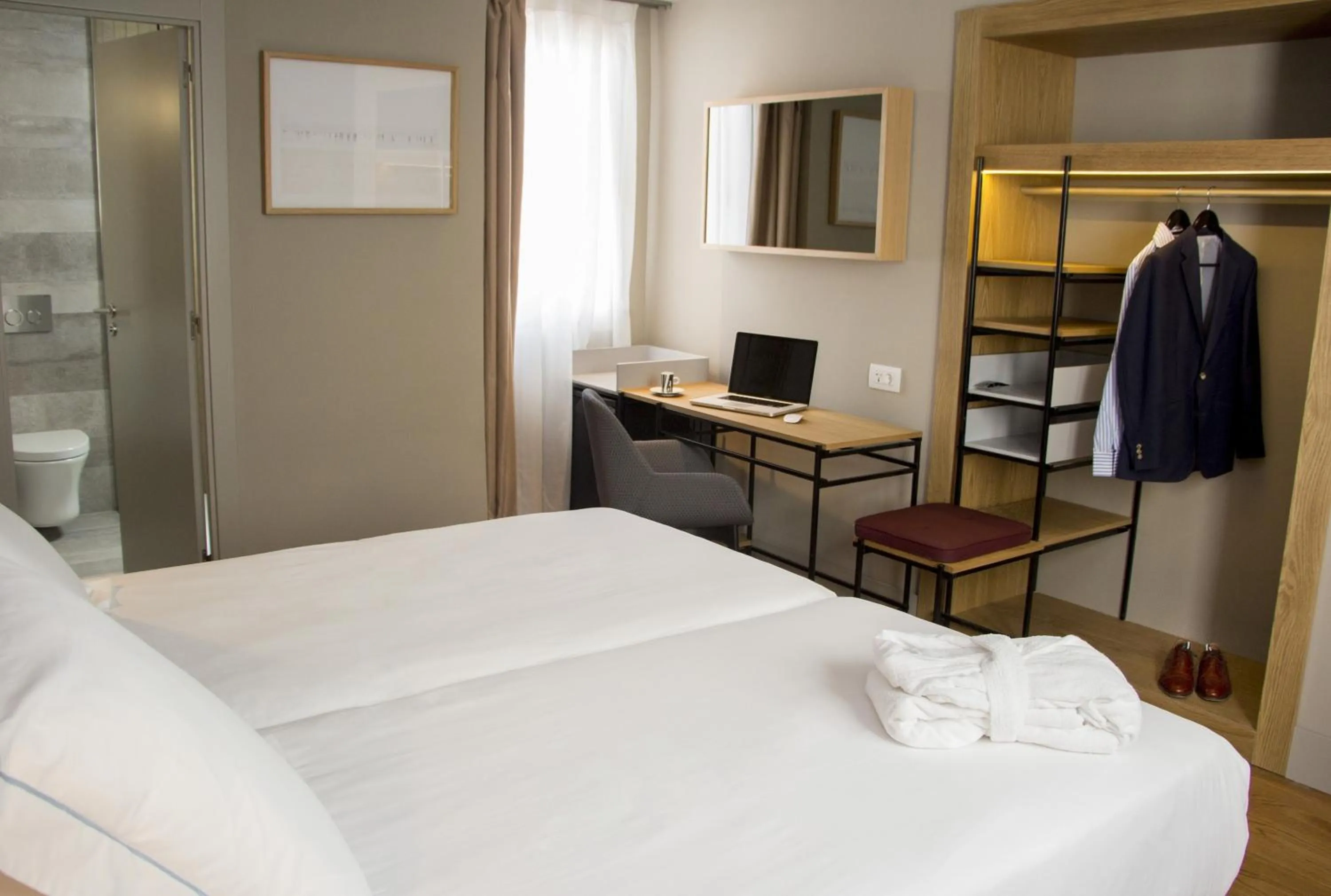 Bed in One Shot Colón