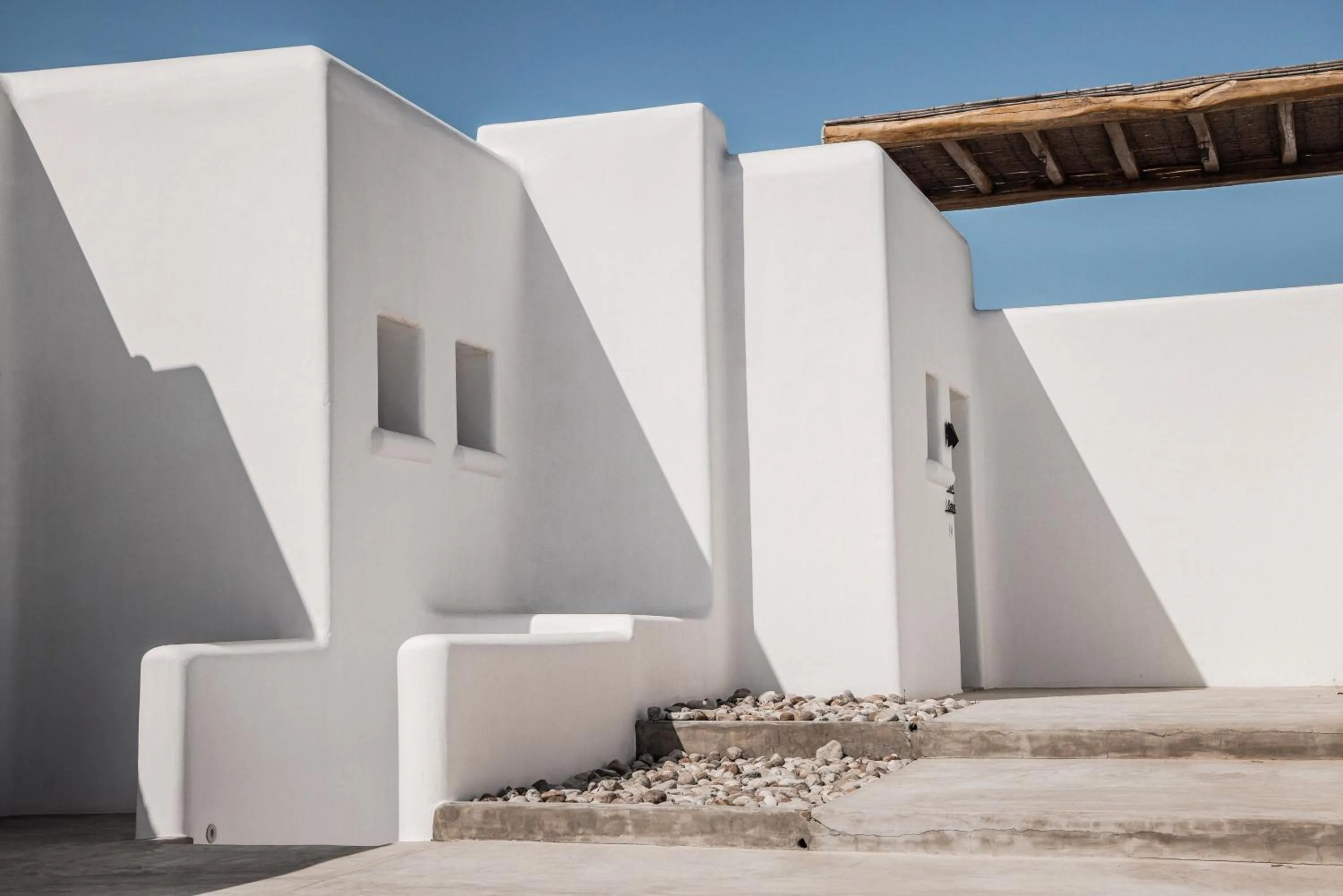 Property building in Alissachni Mykonos