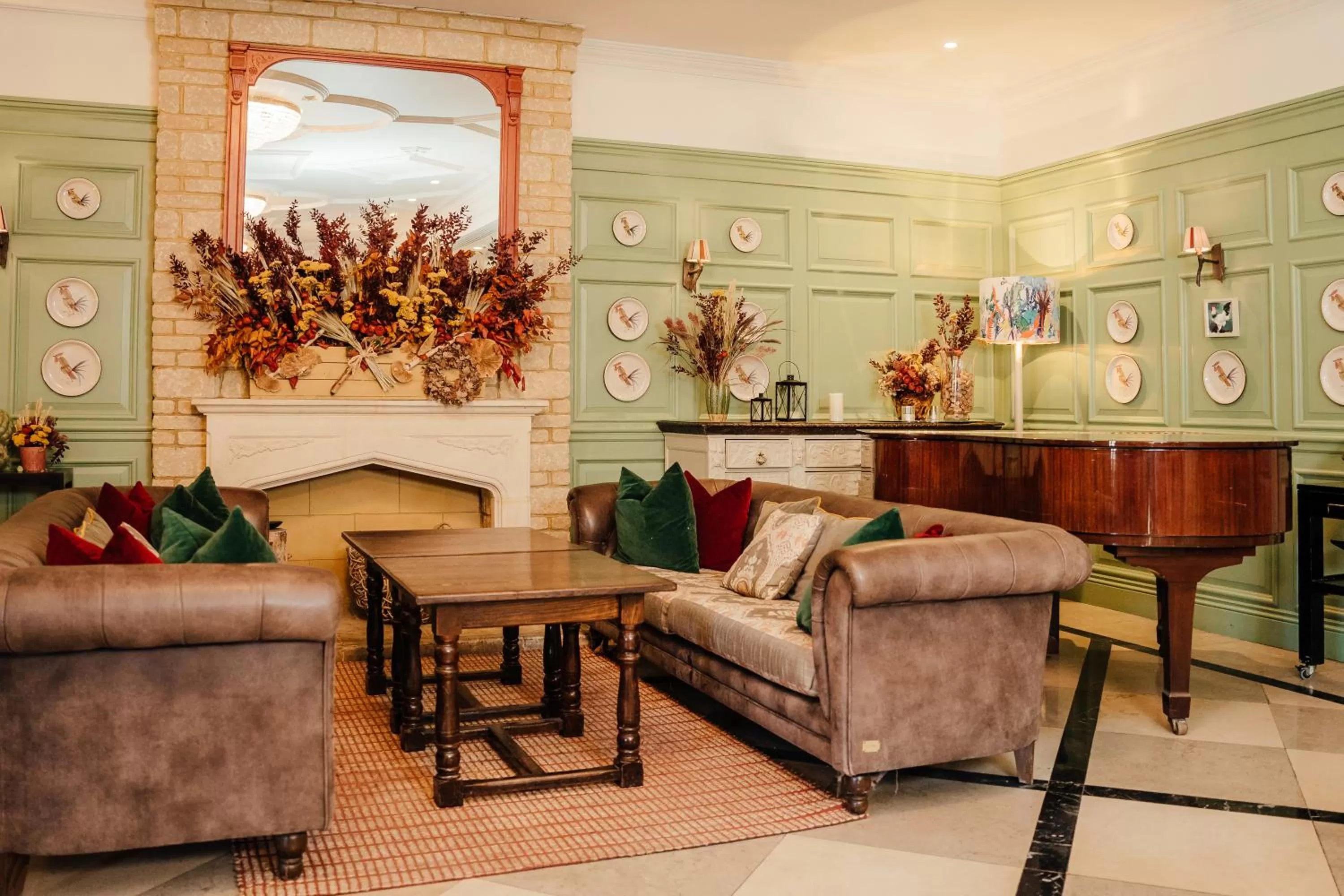 Lounge or bar in Pennyhill Park Hotel and Spa