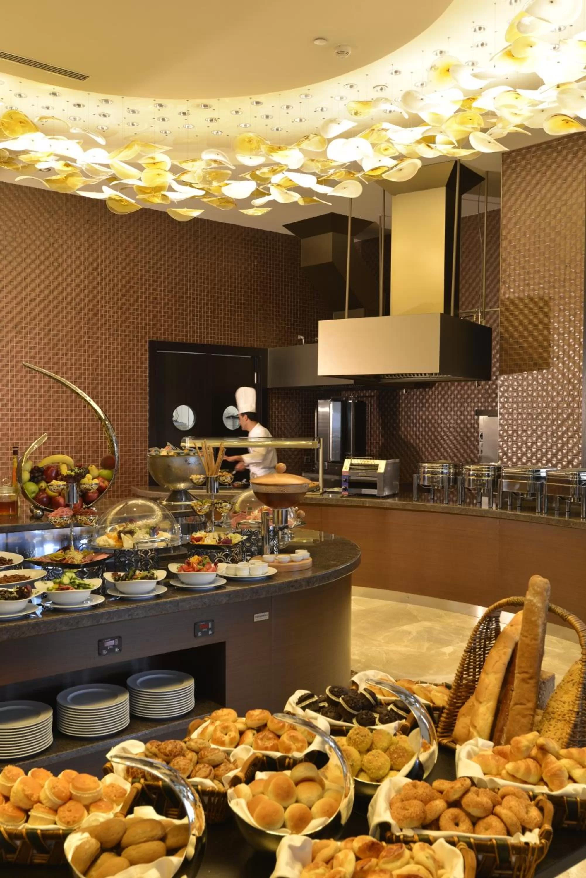 Restaurant/places to eat in Wyndham Grand Istanbul Europe