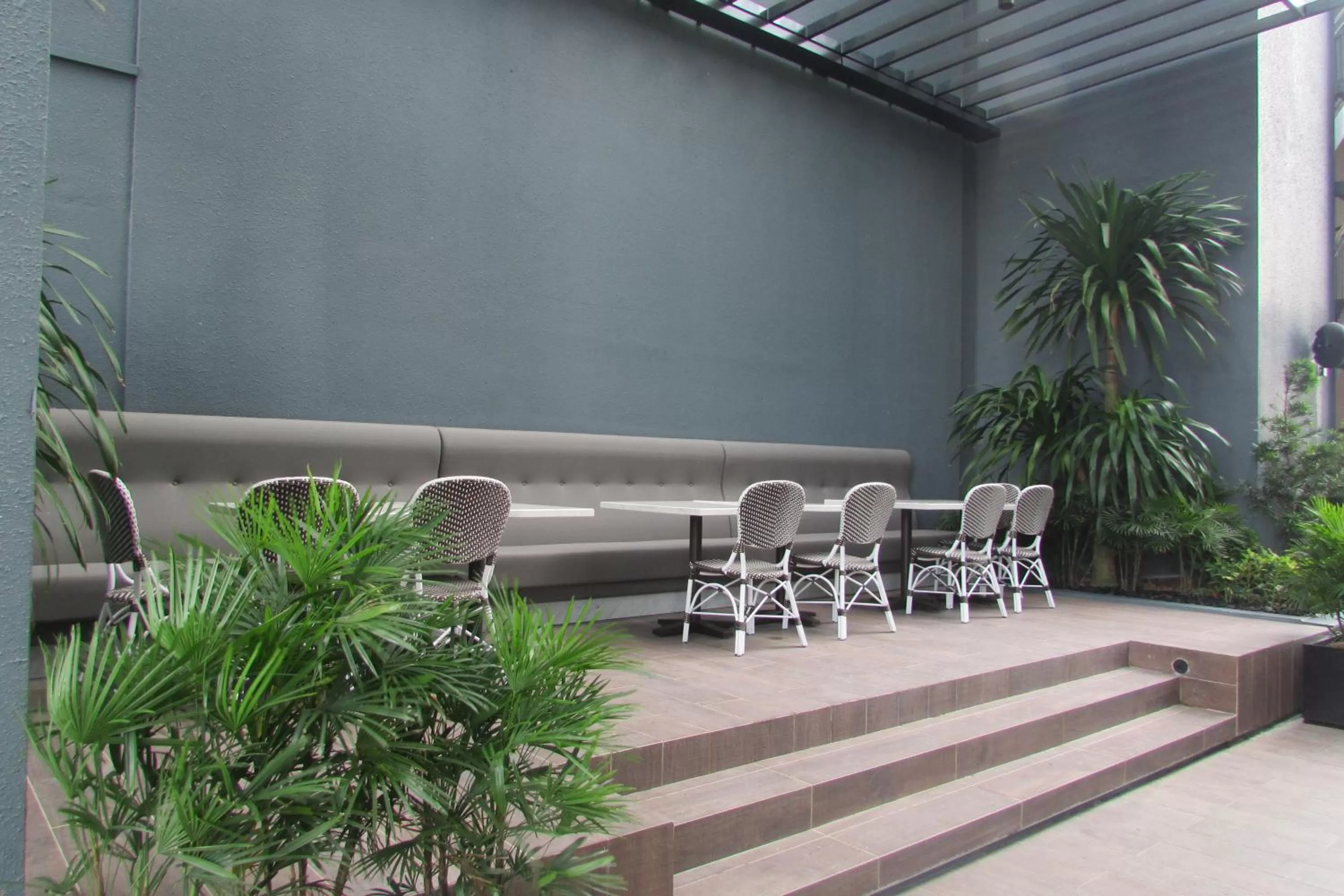 Restaurant/places to eat in Holiday Inn Singapore Little India by IHG