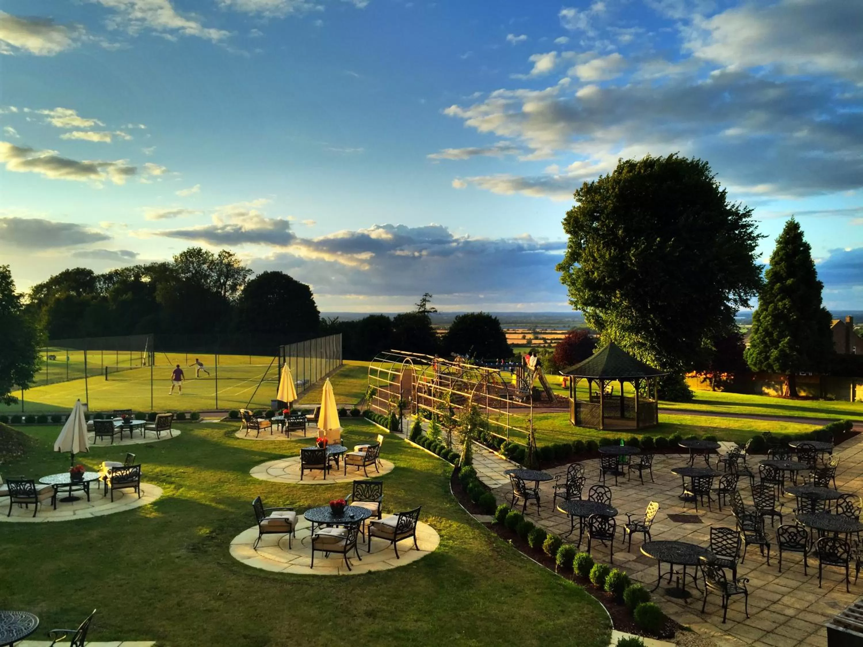 Patio in Swindon Blunsdon House Hotel, BW Premier Collection