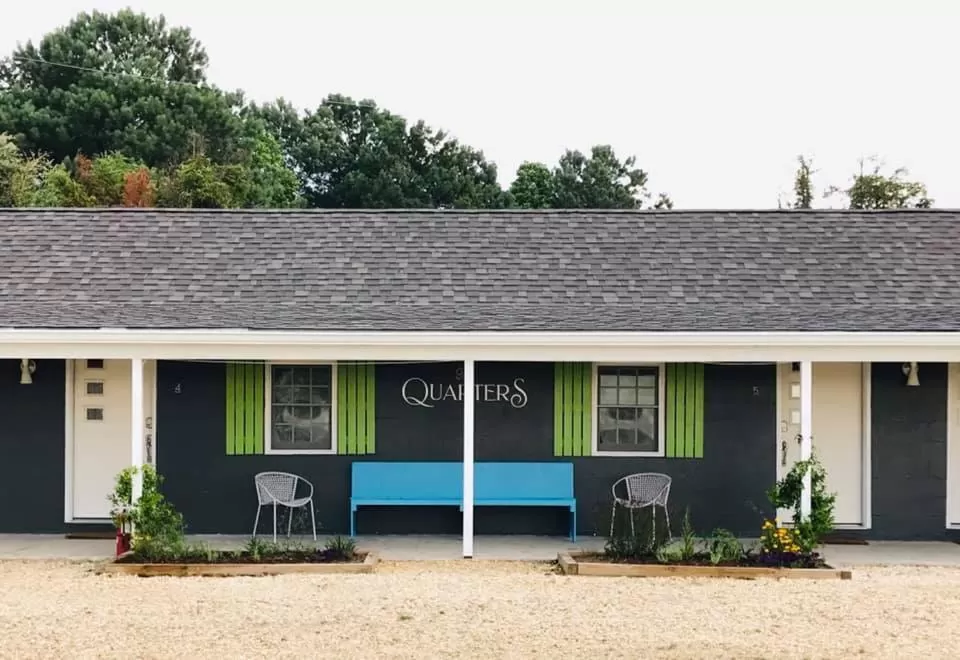 Property building in The Quarters at Pier450