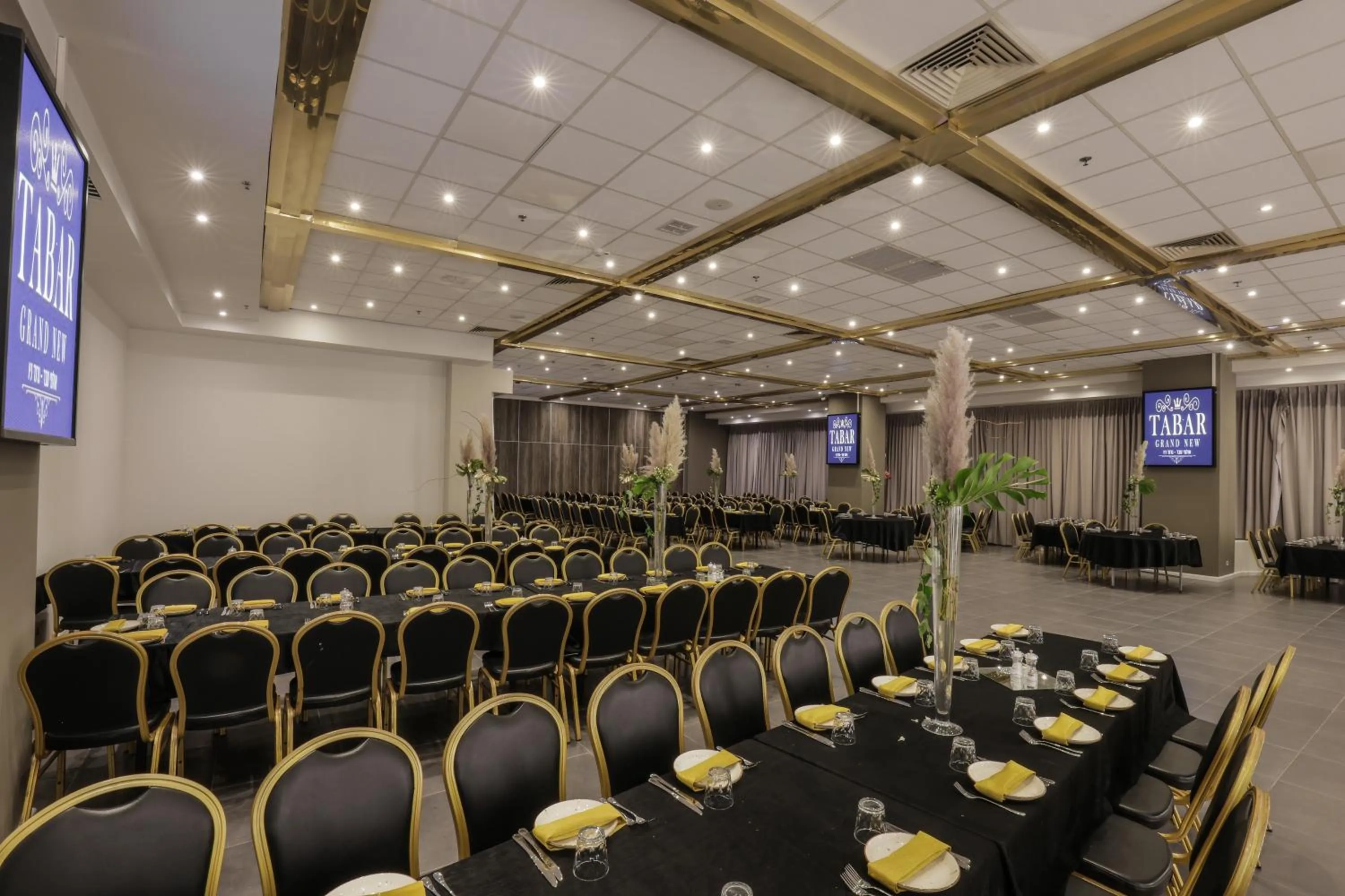 Meeting/conference room in Tabar Hotel