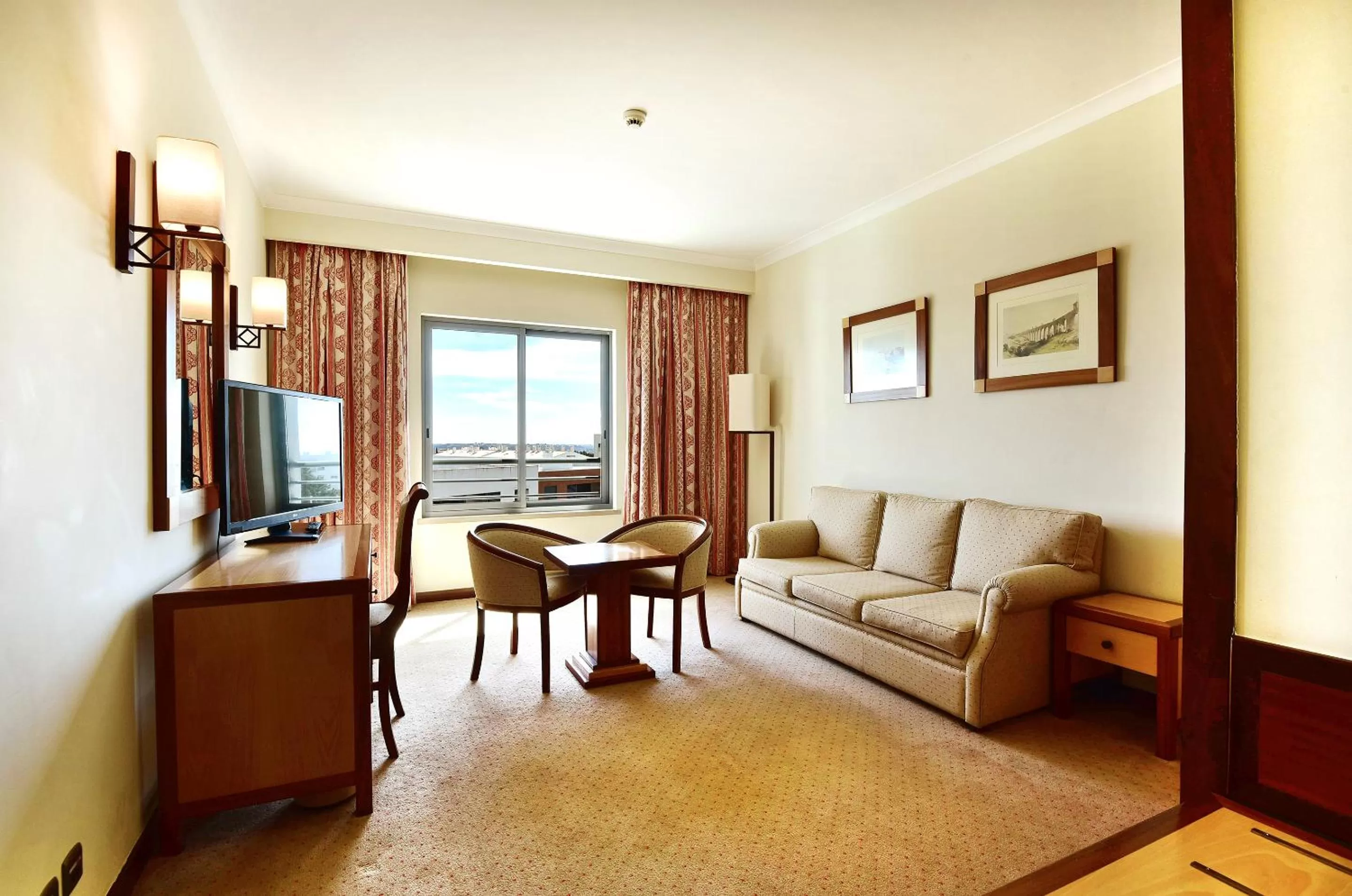 Living room in Hotel Real Oeiras