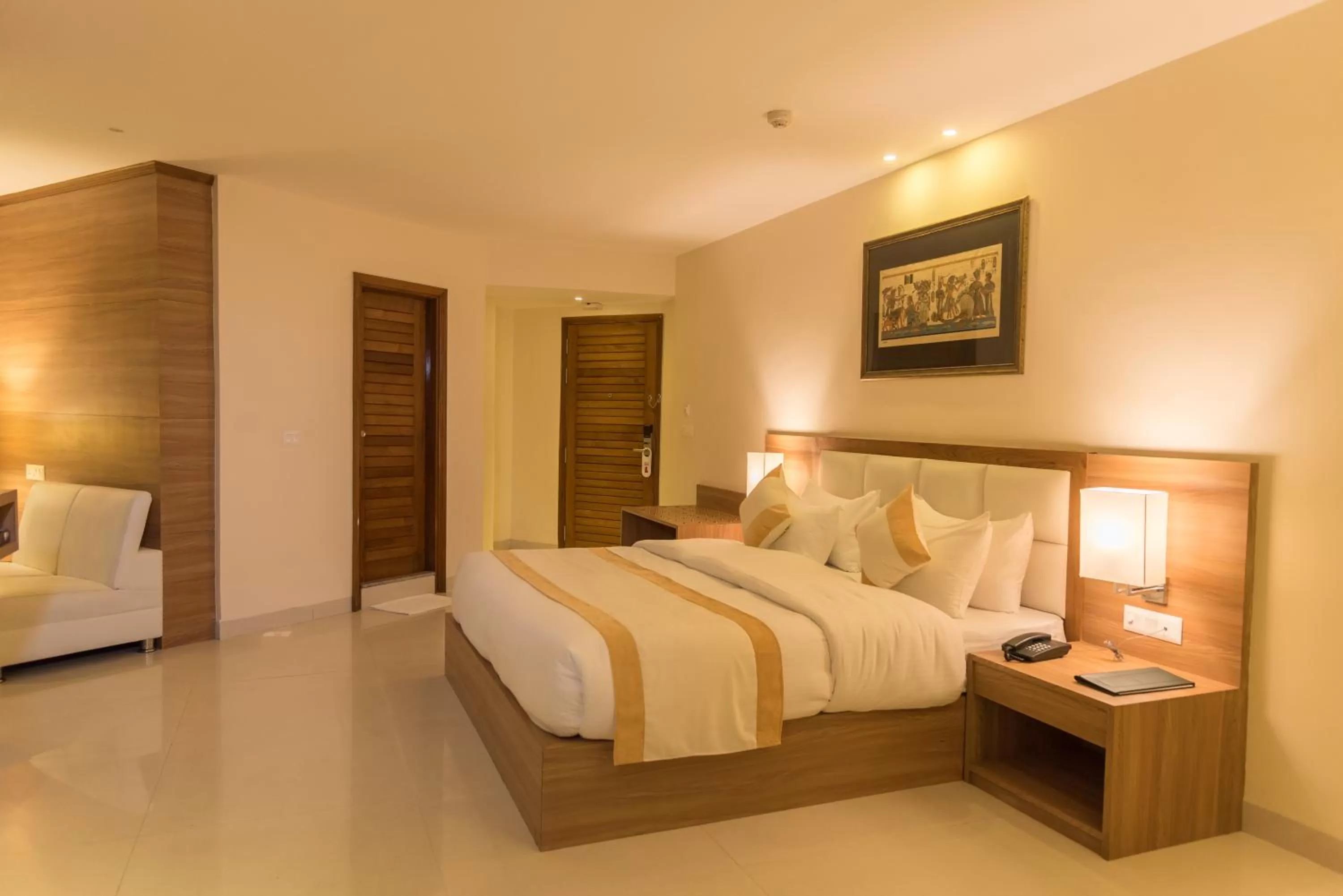 Bed in Sangai Continental (The Boutique Hotel)